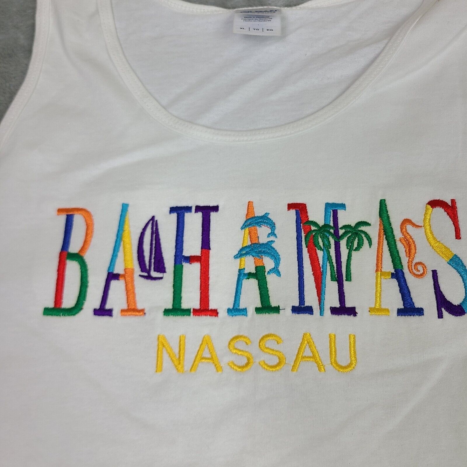 Vintage RETRO NASSAU BAHAMAS FLOWY BEACH VIBES/PALM TREE SOUVENIR TA Size US XL / EU 56 / 4 - 2 Thumbnail