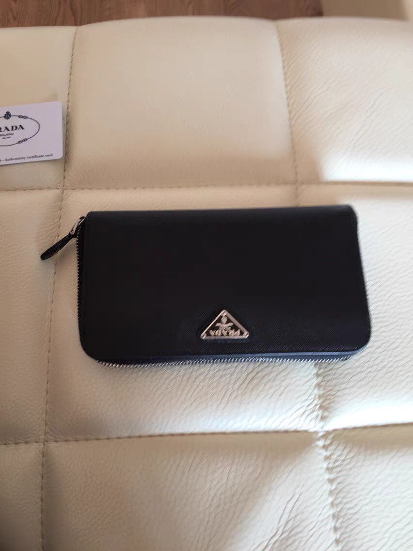 Prada Prada Clutch Bag K17 Size ONE SIZE - 1 Thumbnail