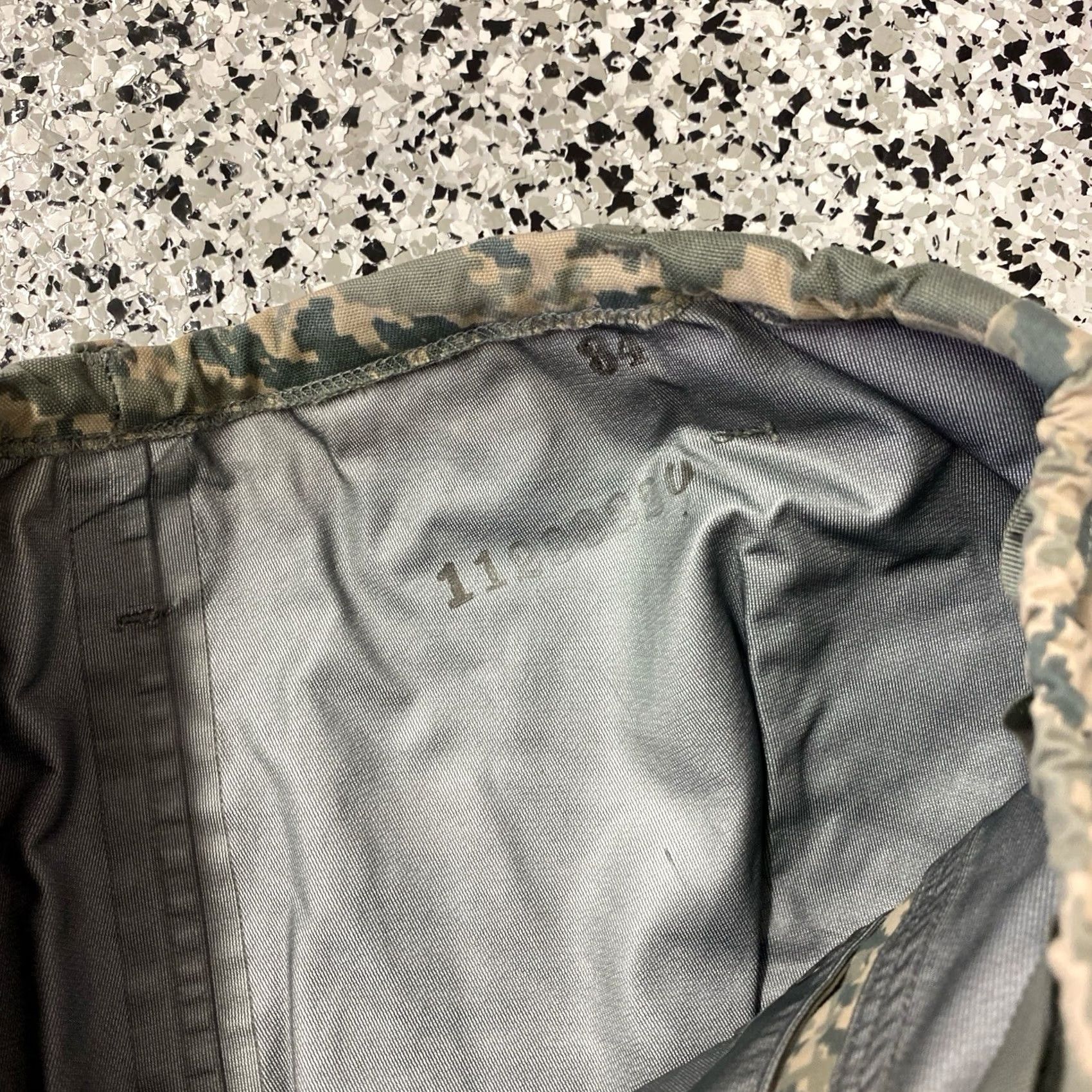 AMO US ARMY Camo Waterproof Pants ACUS Size 33 Multicolor Rain Pants Mens Regular Camouflage 2000s Size US 33 - 4 Thumbnail