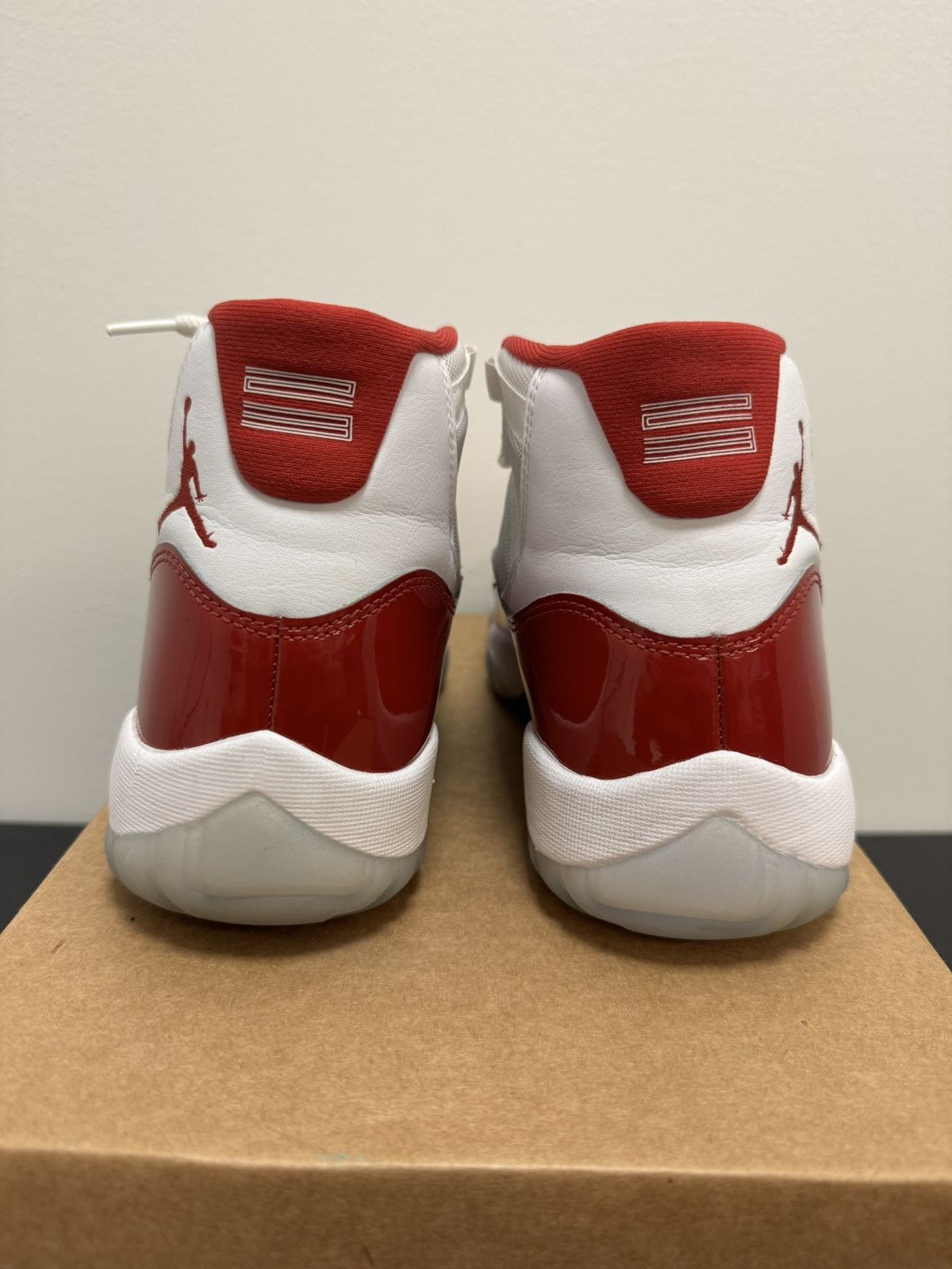 Jordan Brand Jordan 11 cherry Size US 9.5 / EU 42-43 - 4 Thumbnail