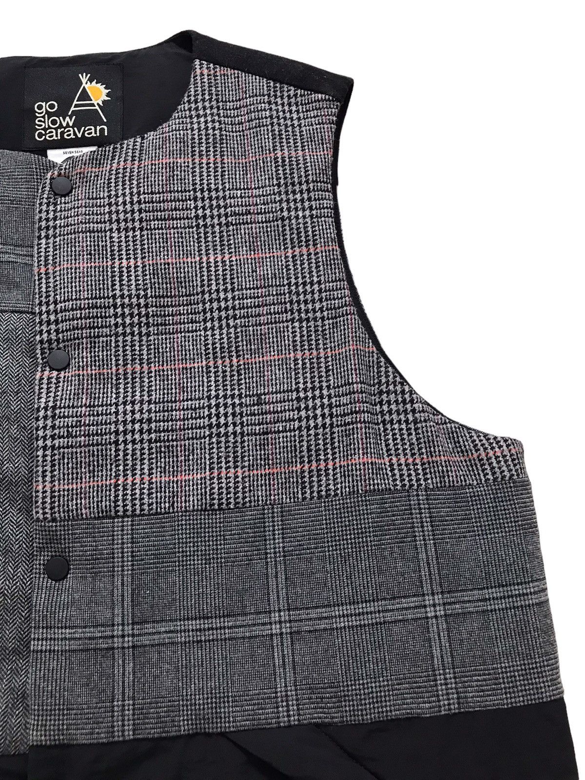 go slow caravan Go Slow Caravan Patchwork Down Vest Jacket Size US L / EU 52-54 / 3 - 11 Thumbnail