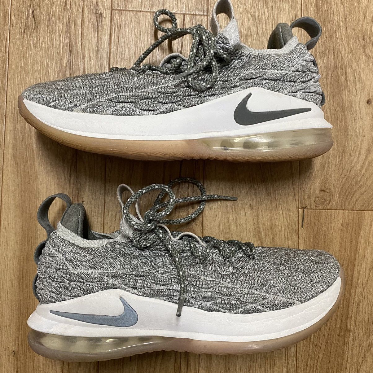 Nike Nike Lebron XV 15 Low Light Bone Gray Basketball Sneakers