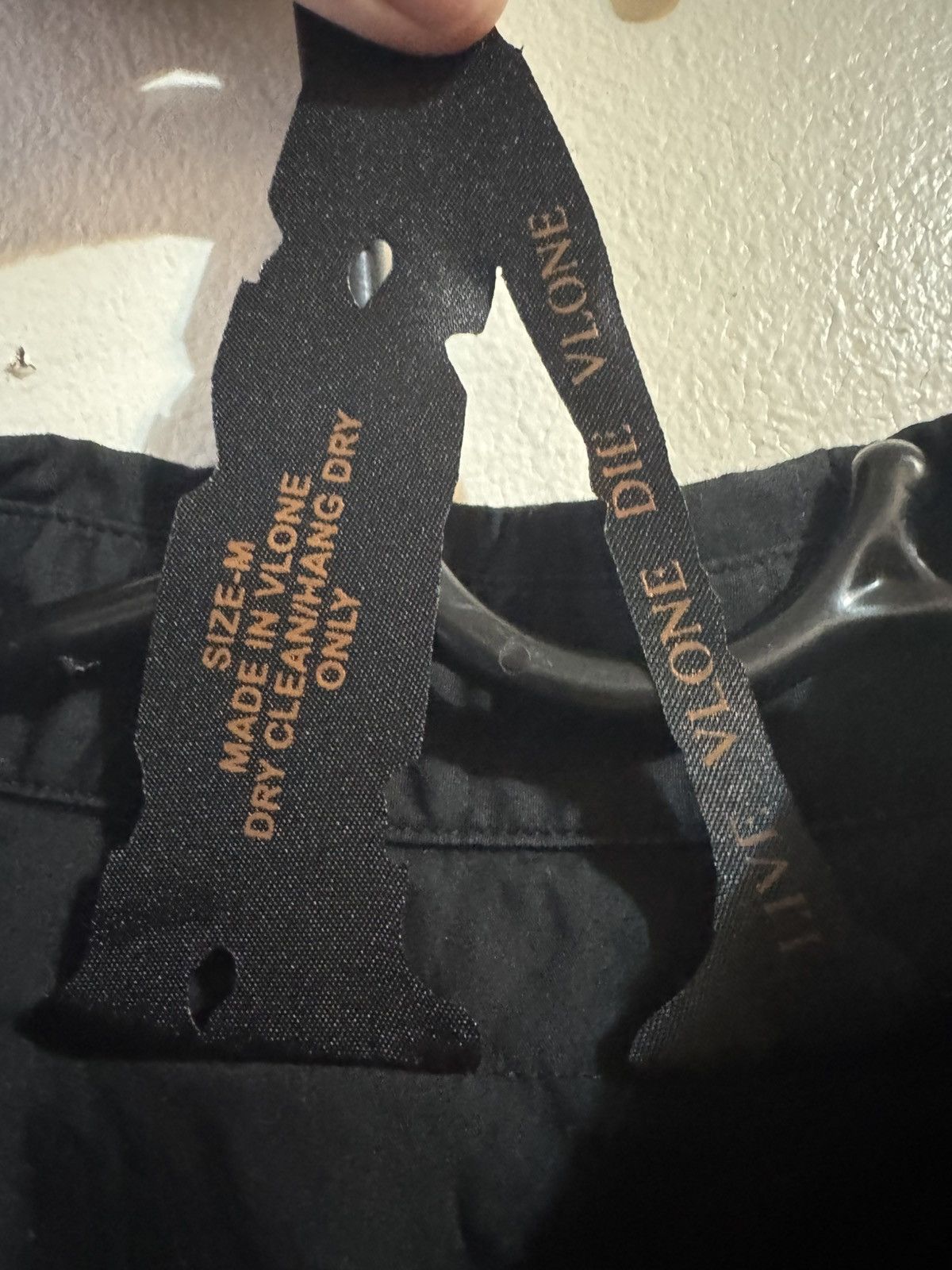 Vlone Vlone Sideways Button Up Shirt Size US M / EU 48-50 / 2 - 3 Thumbnail