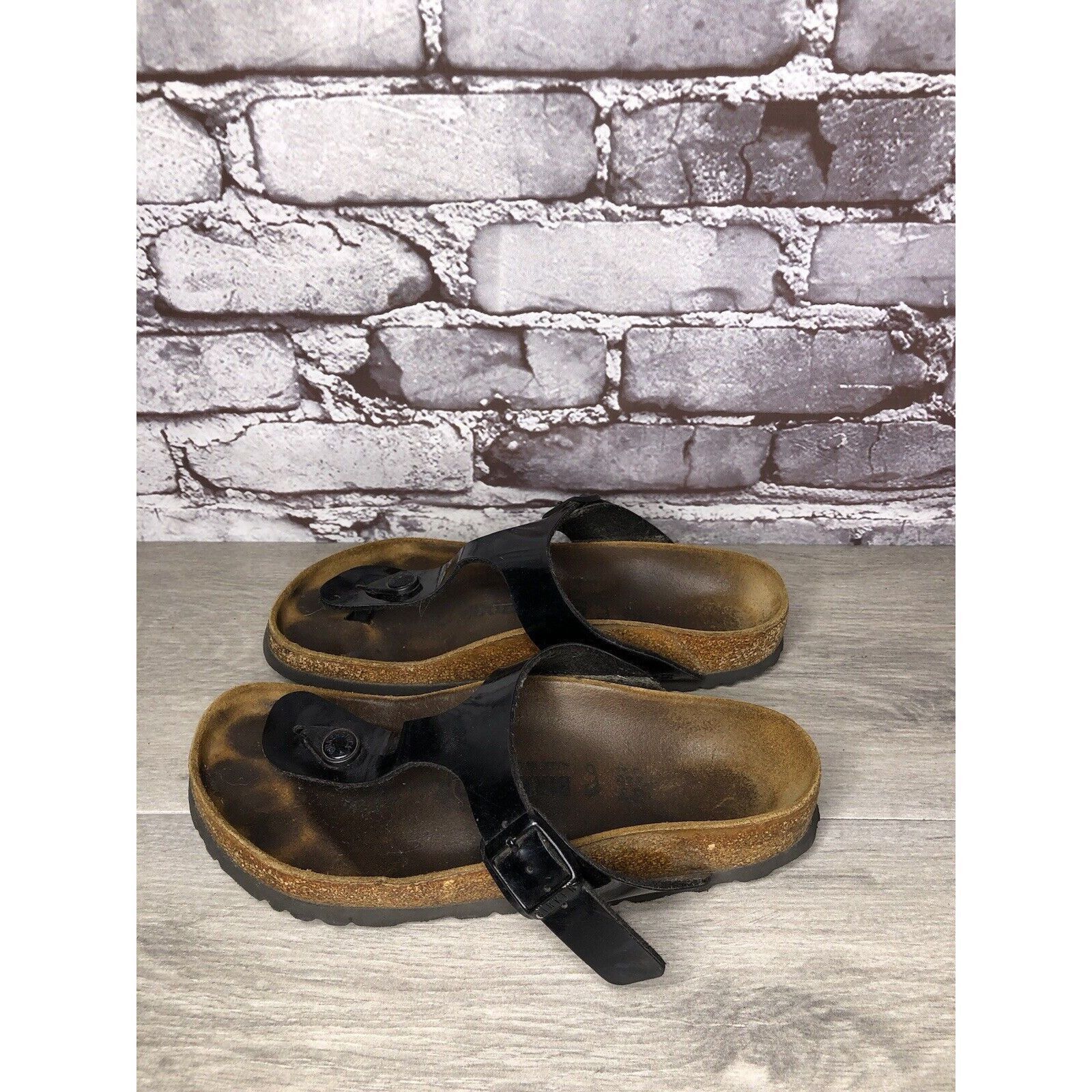 Birkenstock Birkenstock Gizeh Black Patent Leather Cork Strap Sandals Wo Size US 6.5 / IT 36.5 - 23 Thumbnail