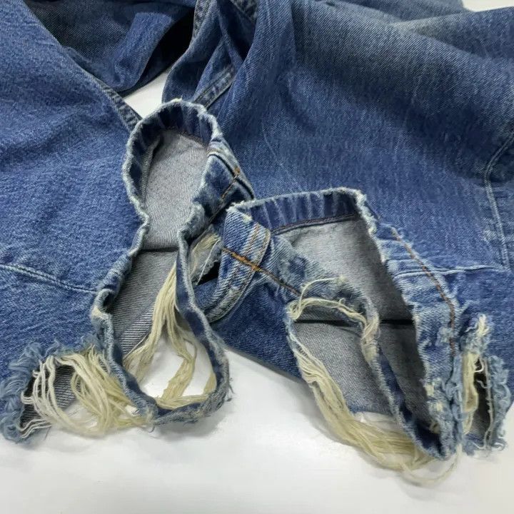 Balenciaga Balenciaga Distressed Blue Denim Pants 0079-2507 Size US 26 / EU 42 - 8 Thumbnail