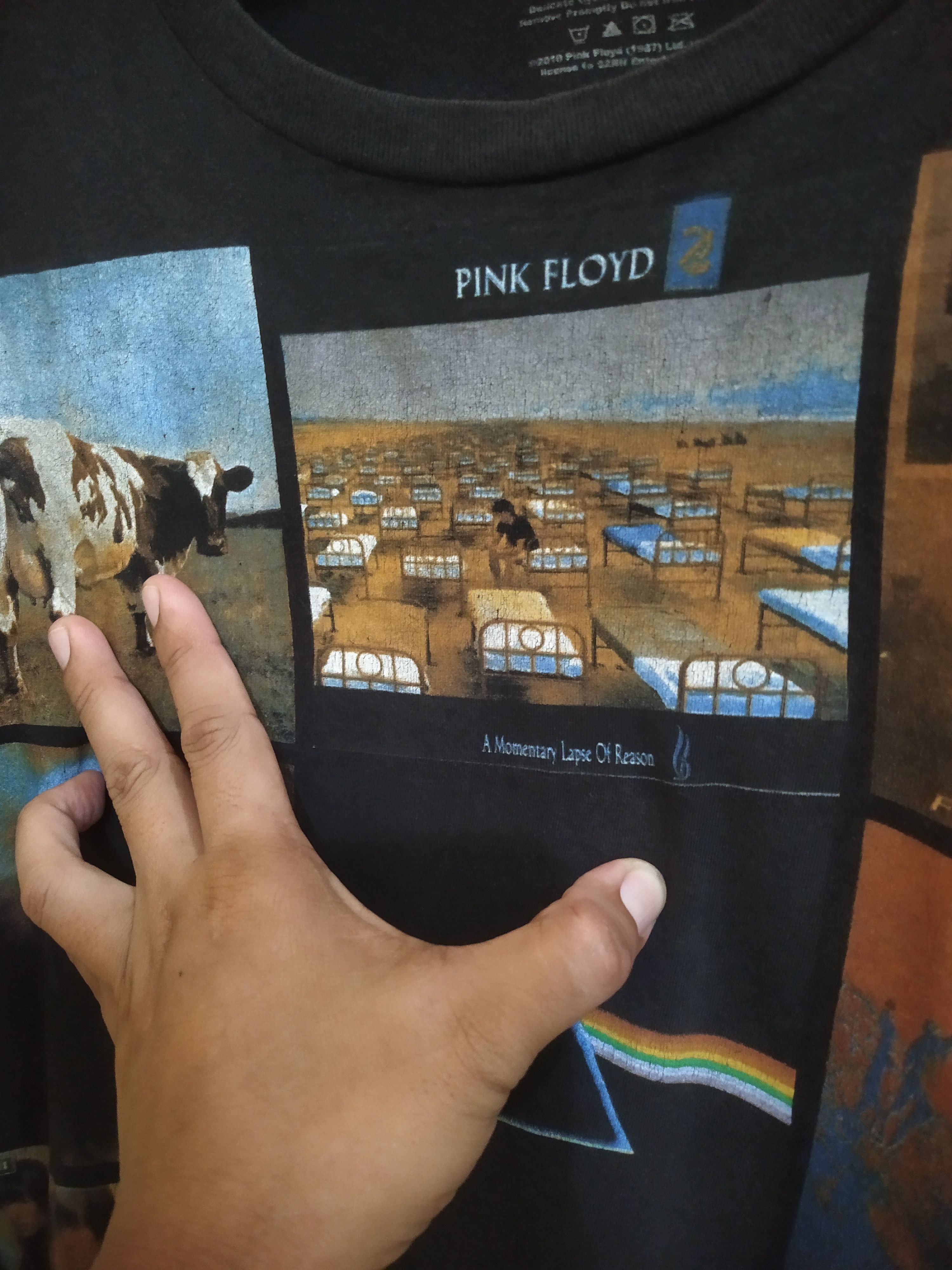 Band Tees Vintage Pink Floyd All cover Album Size US XL / EU 56 / 4 - 8 Thumbnail