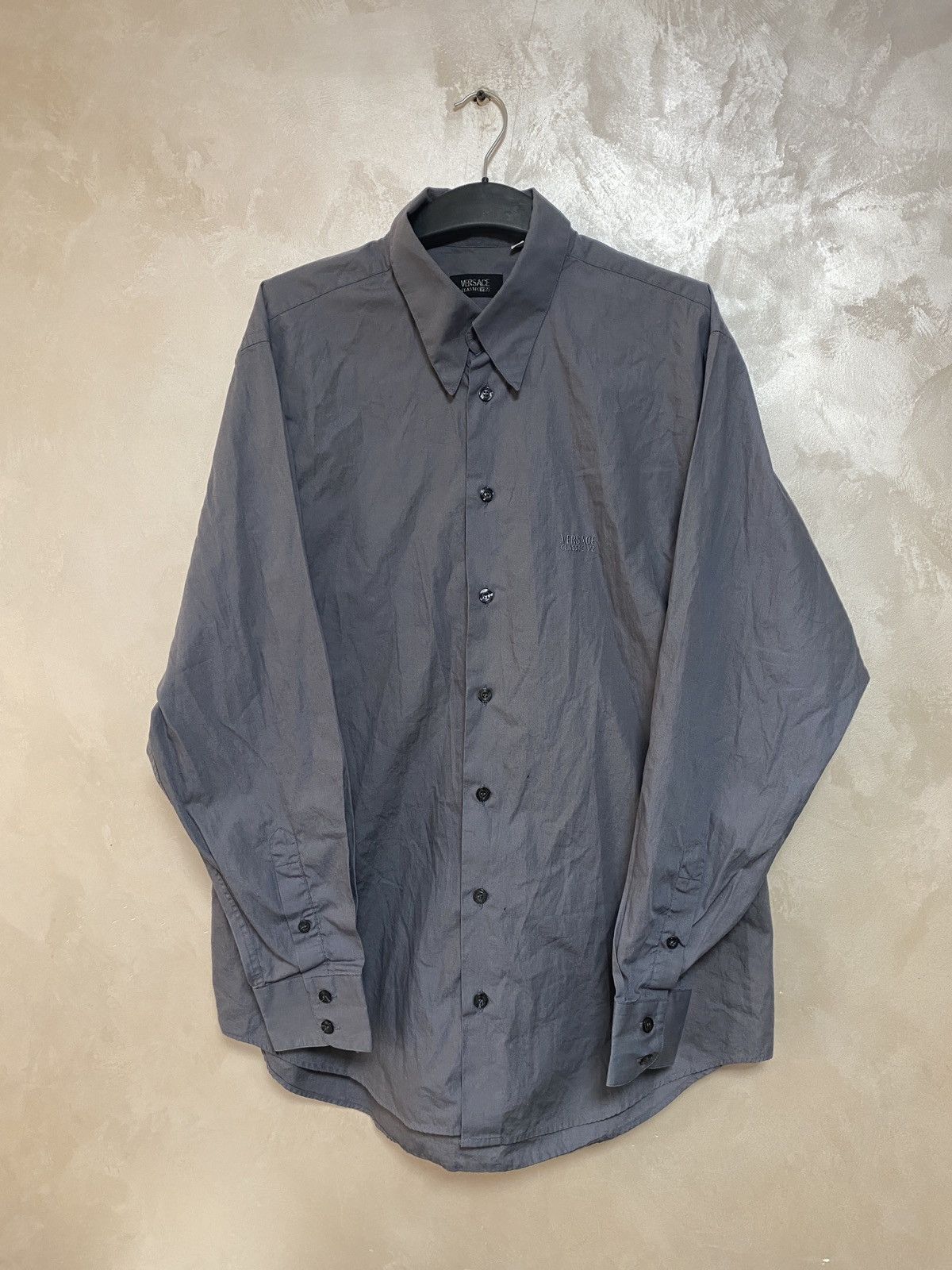 Versace × Vintage Vintage Grey Versace 00s Classic Shirt Short Sleeve Y2K Size US XL / EU 56 / 4 - 2 Thumbnail