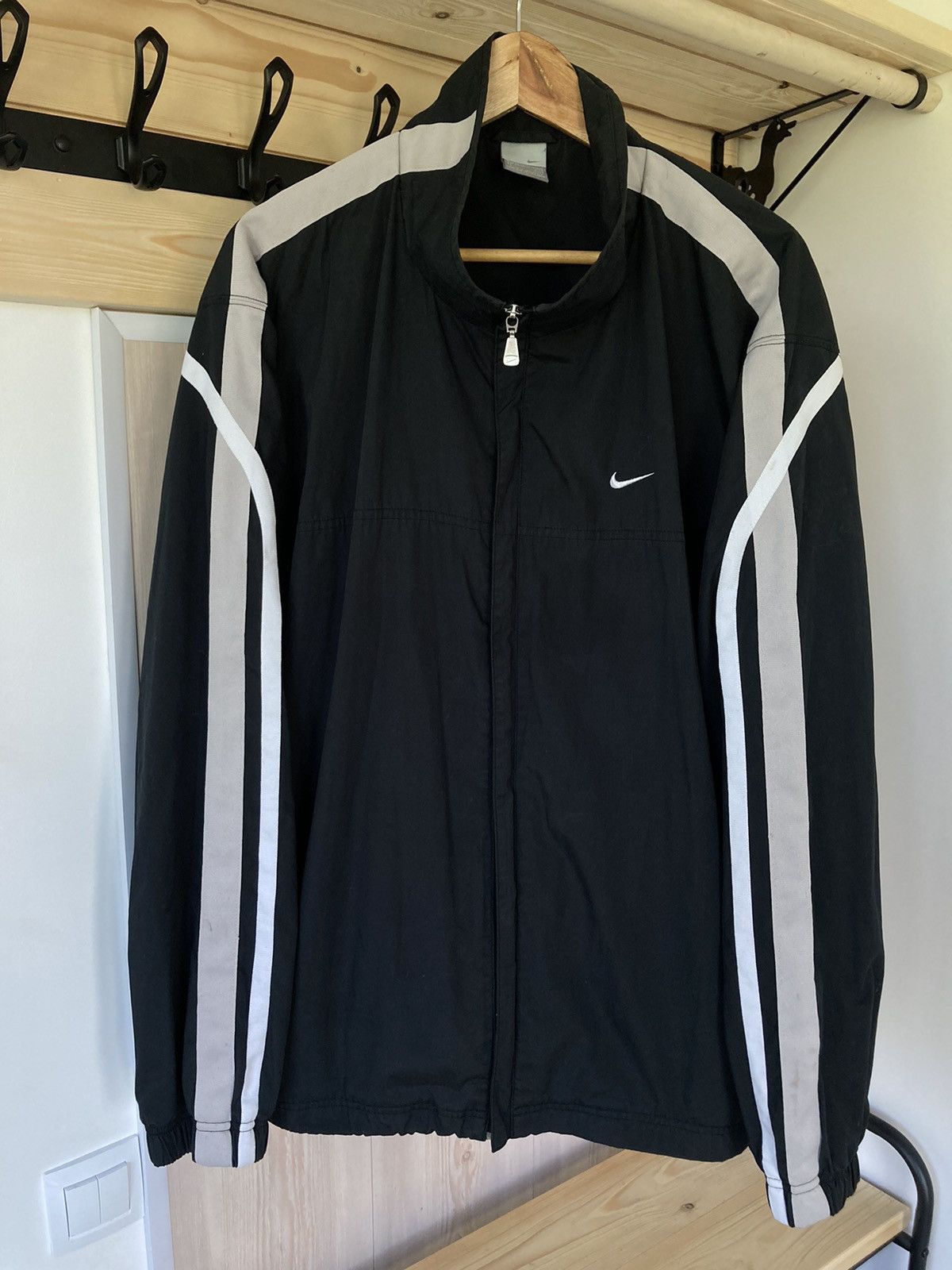 Nike × Vintage Vintage Nike Y2K Windbreaker Track Jacket Size US XL / EU 56 / 4 - 3 Thumbnail