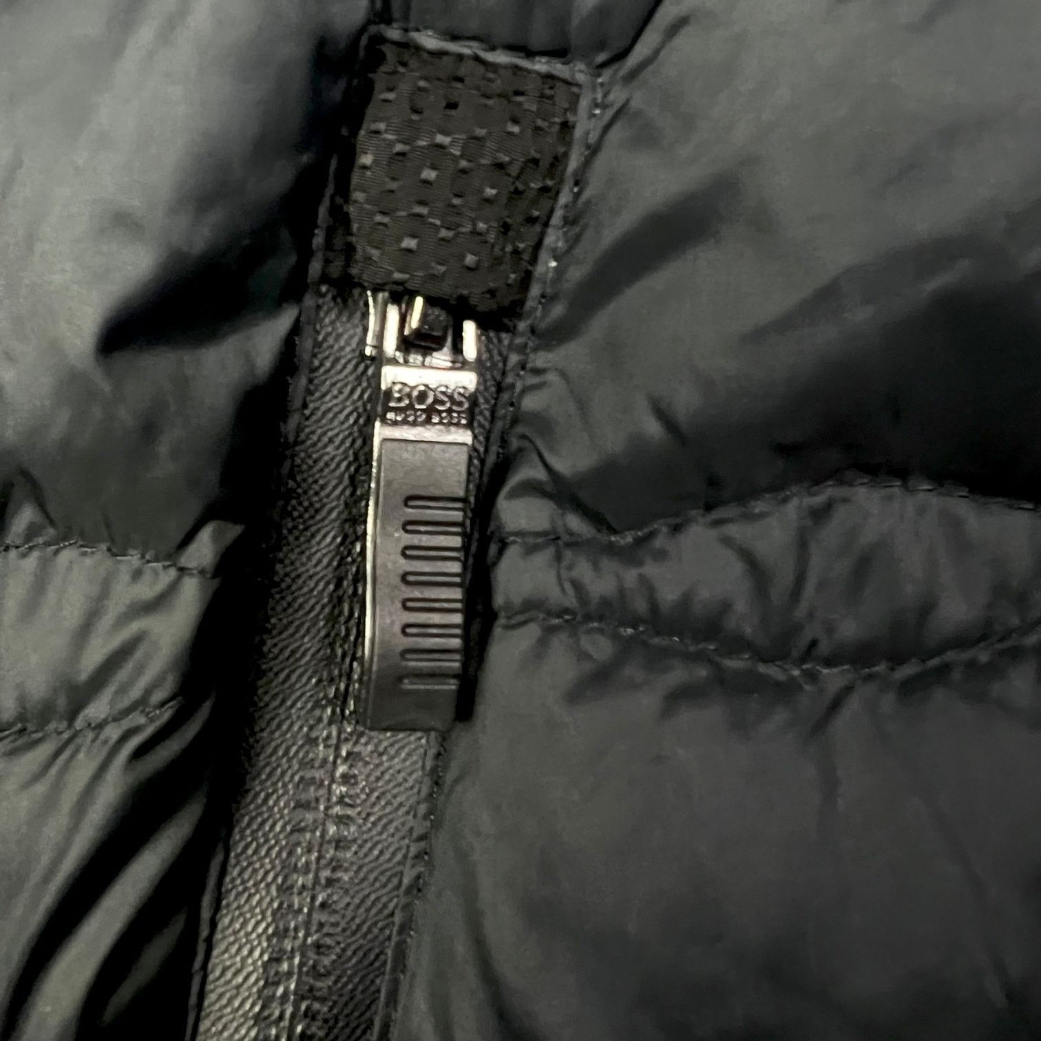 Hugo Boss Hugo Boss Duck Down Detachable Sleeves Men's Puffer - $549 Size US S / EU 44-46 / 1 - 6 Thumbnail