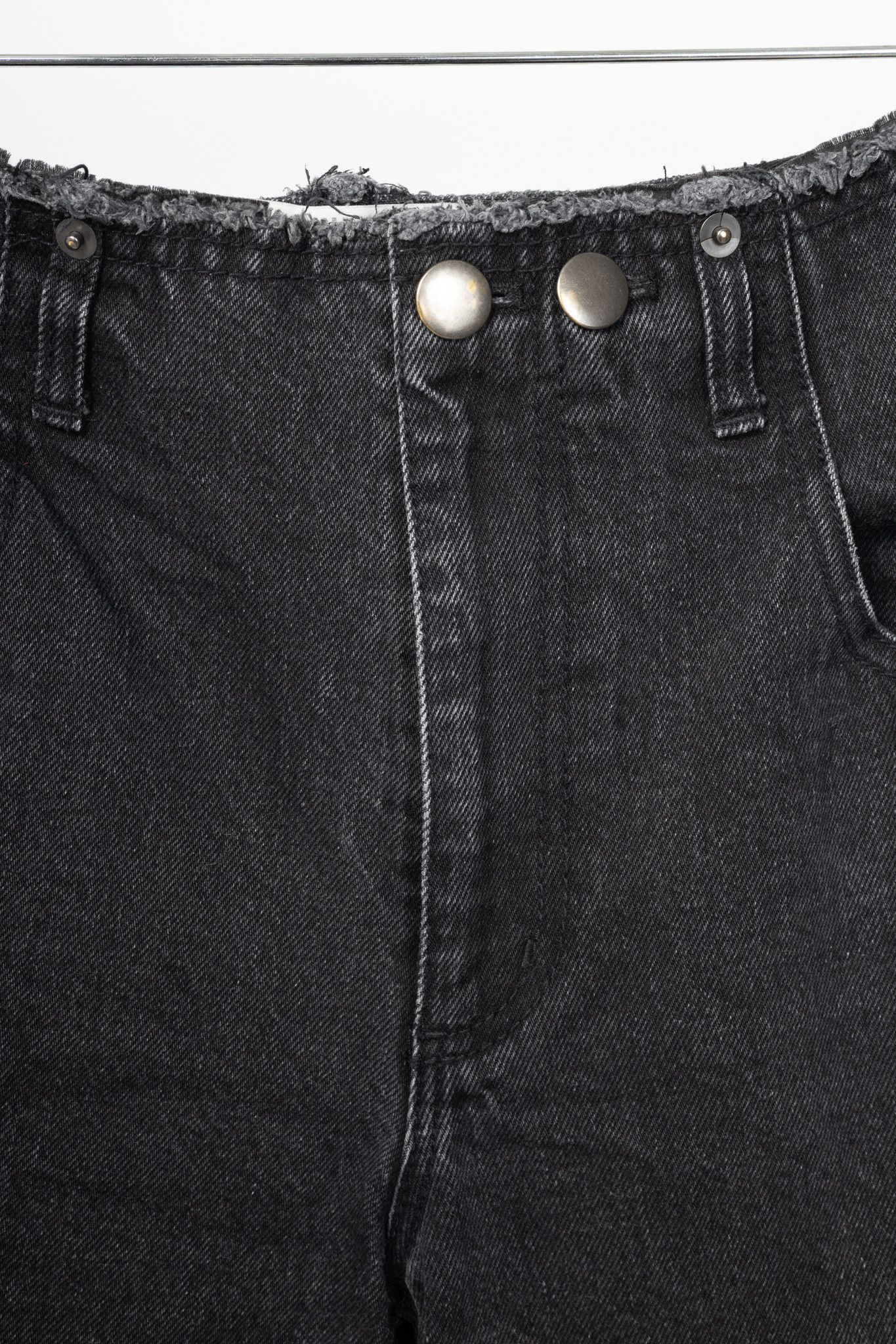 Tibi Tibi Newman Black Denim Frayed-Waist Jeans Size 25" / US 0 / IT 36 - 7 Thumbnail