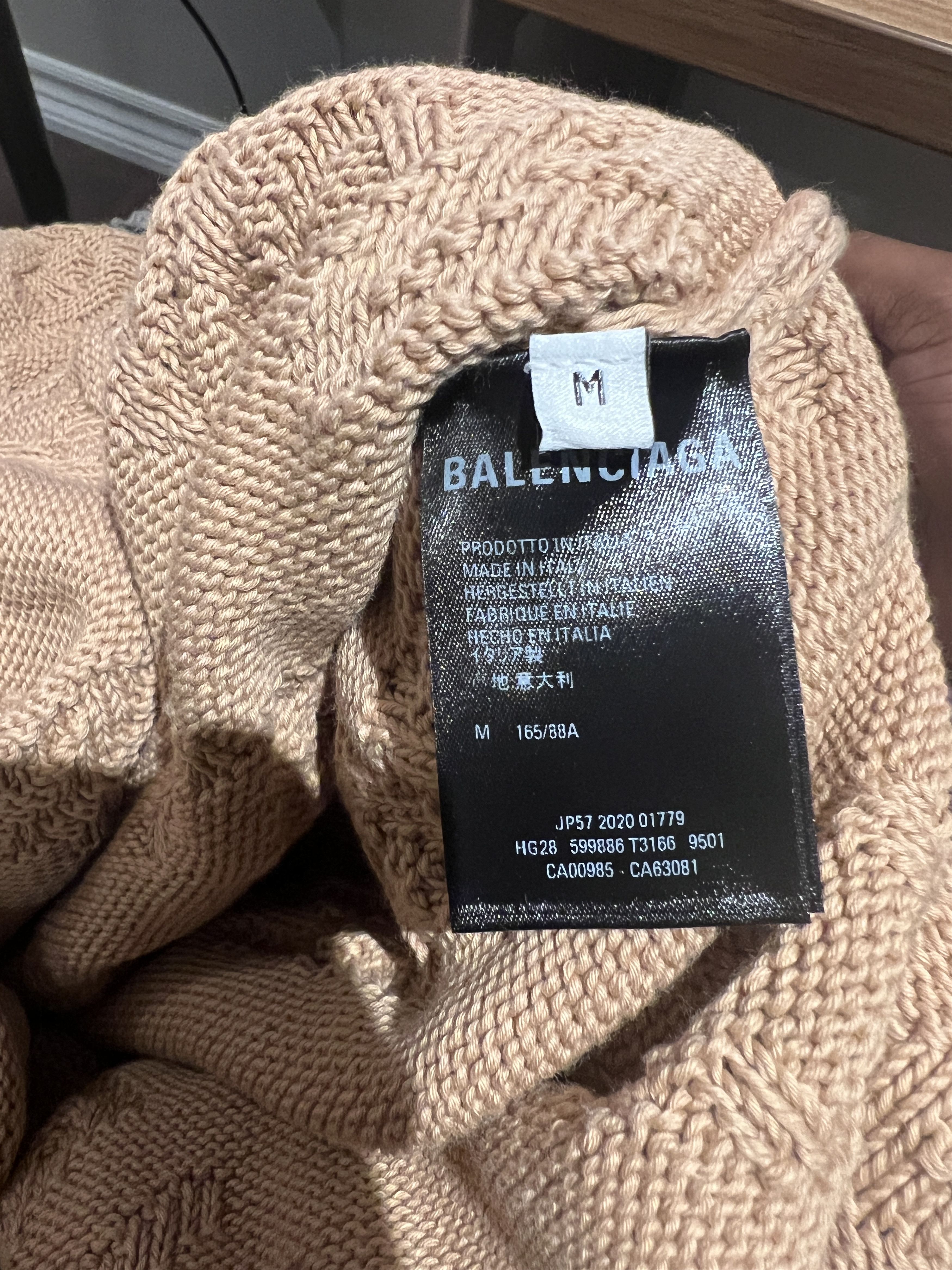 Balenciaga Balenciaga All Over Jacquard Cotton Knit Sweater (Beige) Size US M / EU 48-50 / 2 - 5 Thumbnail
