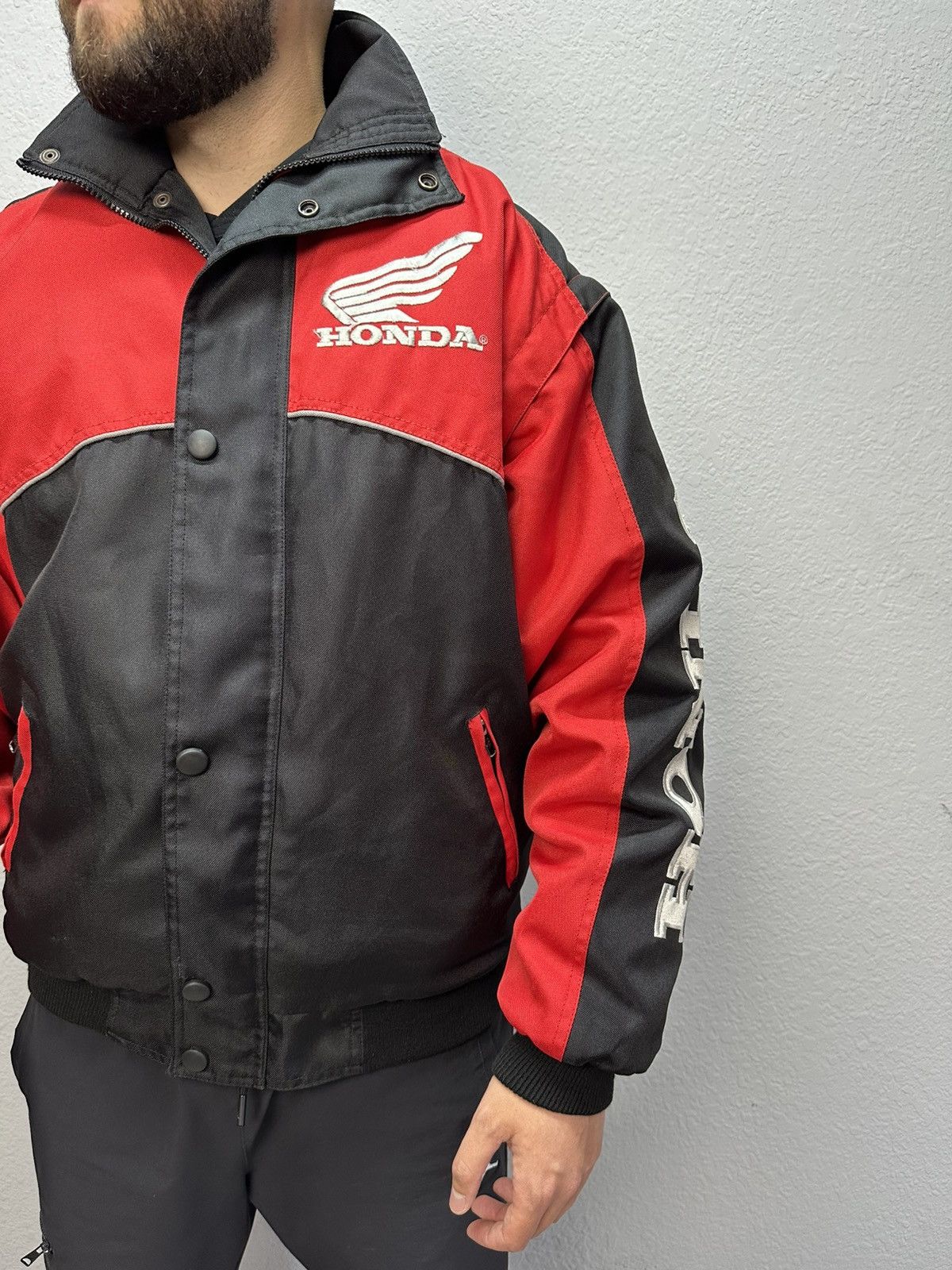 Honda Vintage Honda Racing Jacket Embroidered Big Logo Y2K Formula Size US L / EU 52-54 / 3 - 3 Thumbnail