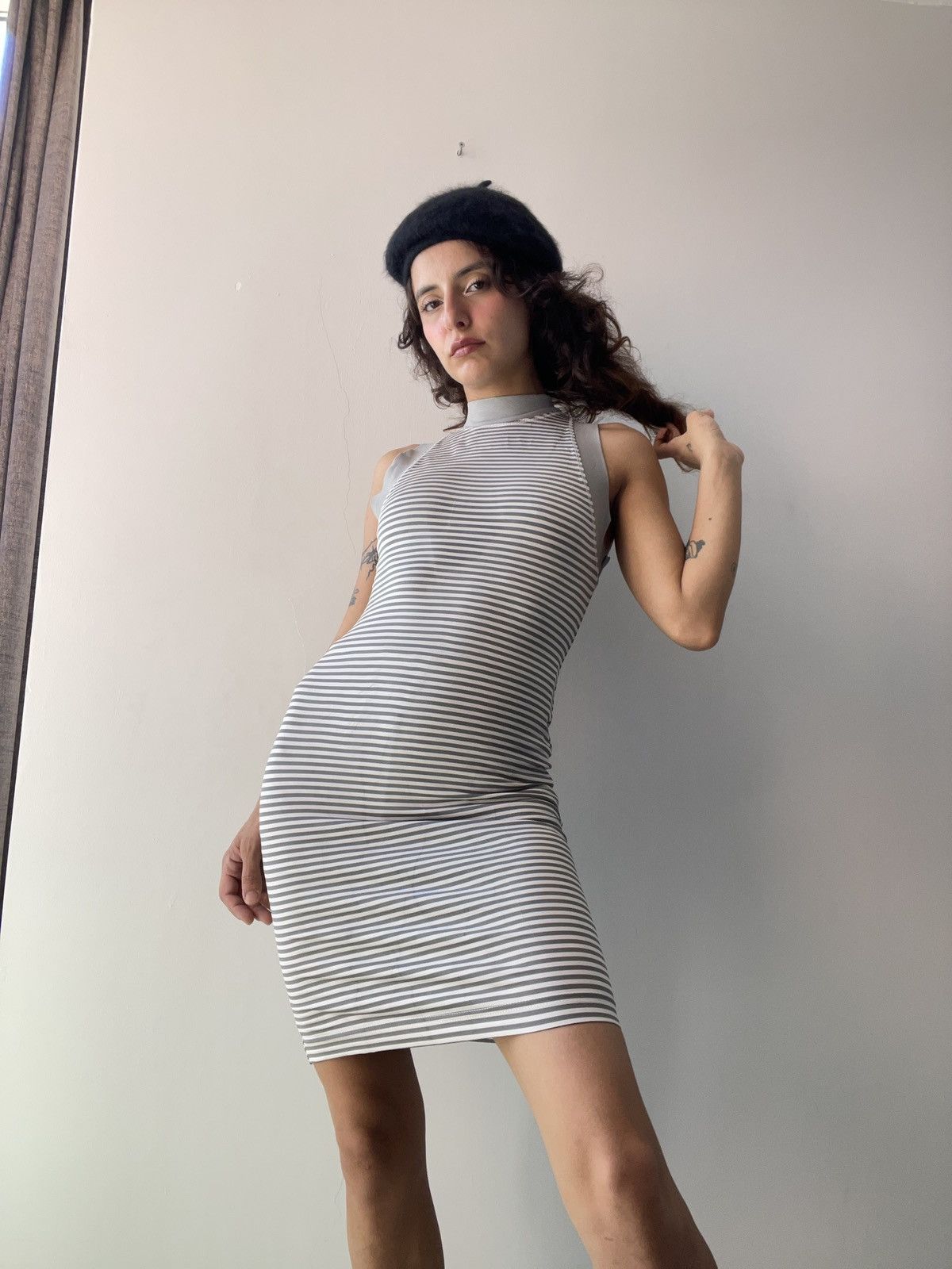 Vintage 90’s dress Size S / US 4 / IT 40 - 1 Thumbnail