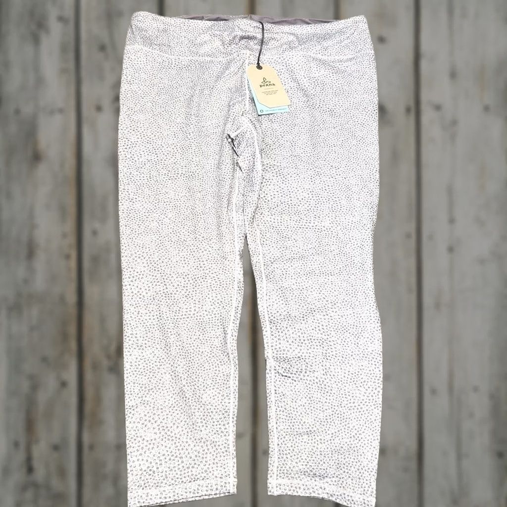 Prana prAna Leggings Carrot Printed Pillar Silver Marin Women’s 2XL White Metal 2XL Women’s Regular Leggings Size 40" / US 18 - 1 Thumbnail