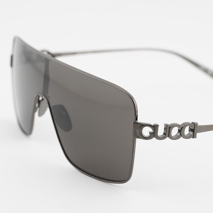Gucci Gucci GG1936S 002 Sunglasses Gunmetal Grey Shield Frame Size ONE SIZE - 9 Thumbnail