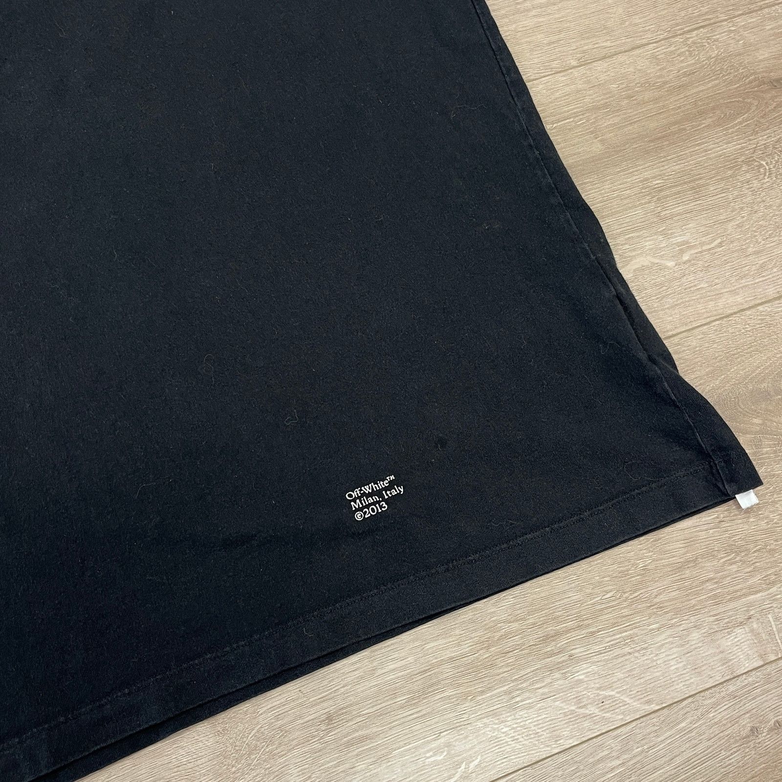 Off-White Off-White Caravaggio Arrow Tee T Shirt Black Size XL B5 Size US XL / EU 56 / 4 - 6 Thumbnail