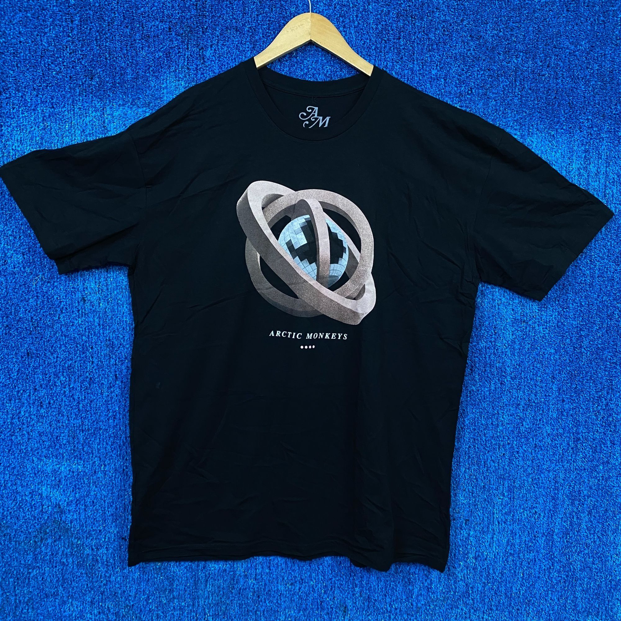 Band Tees Arctic Monkeys 2023 North American Tour Geometric Tee XXL Size US XXL / EU 58 / 5 - 1 Thumbnail