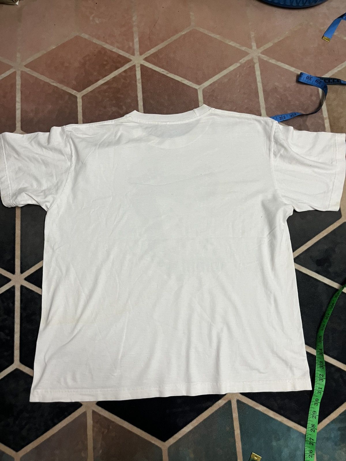Bounty Hunter 💥Authentic Vintage Y2K Warp Sexy Girl Bounty Hunter Tee Size US L / EU 52-54 / 3 - 9 Thumbnail