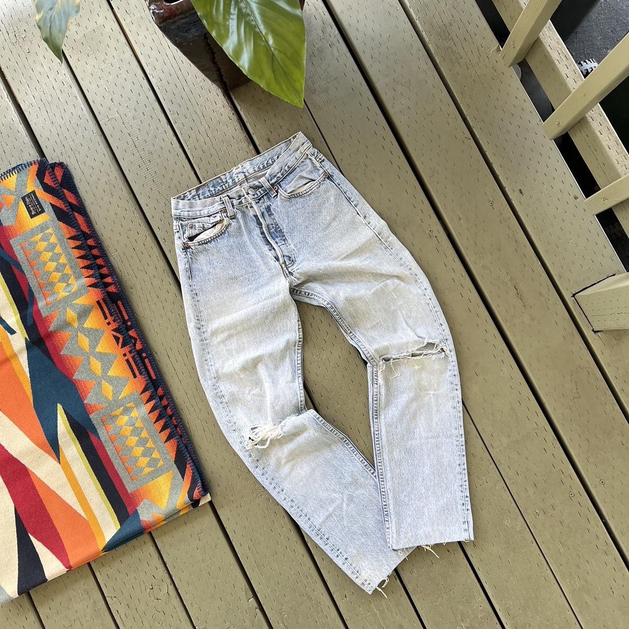 Levi's Vintage Levis 501 Jeans Men 26x30 Made in USA Button Fly Size US 26 / EU 42 - 4 Thumbnail