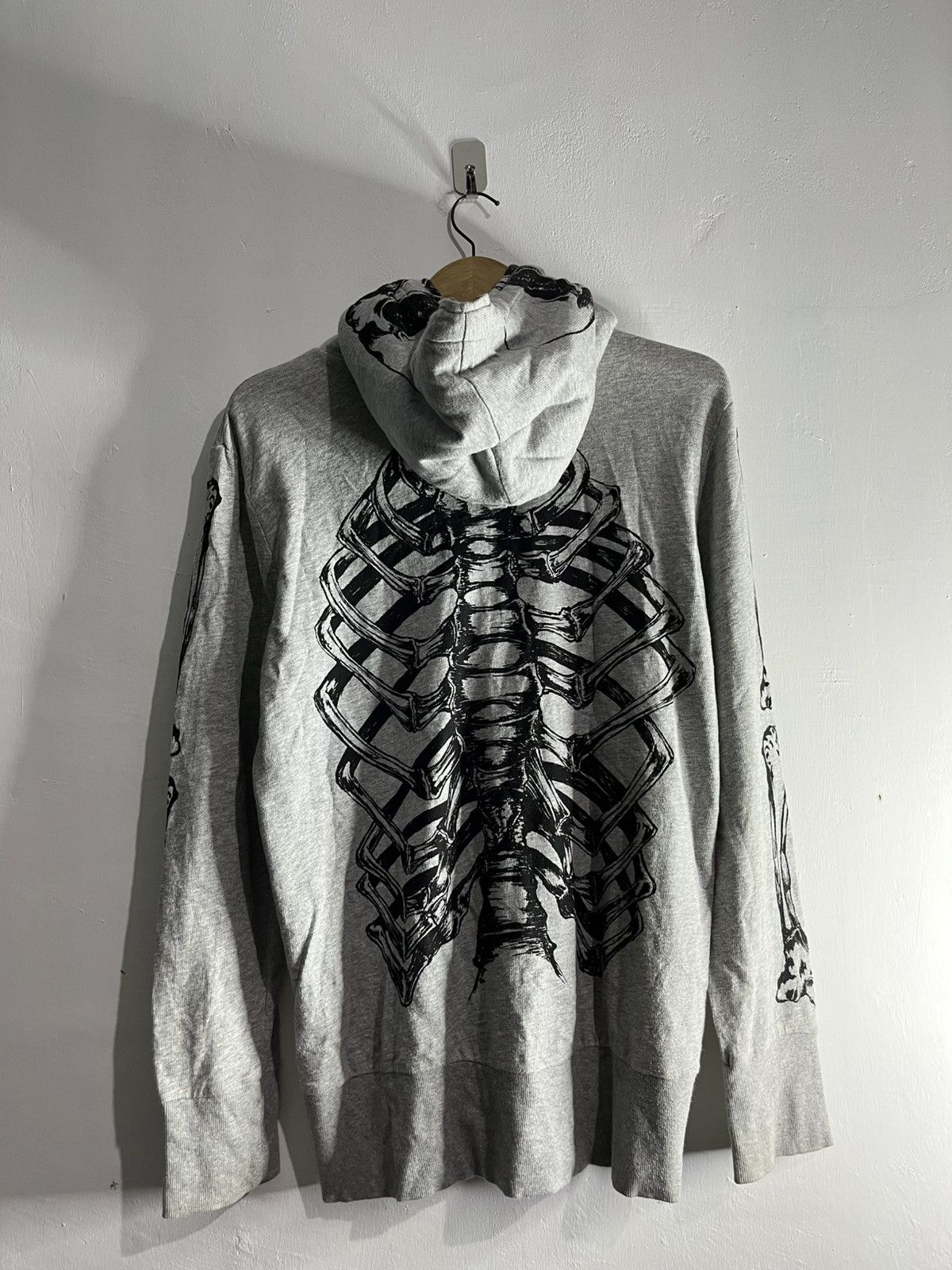 Hysteric Glamour 2000s glad news crazy skeleton studed faux fur hoodie Size US L / EU 52-54 / 3 - 3 Thumbnail