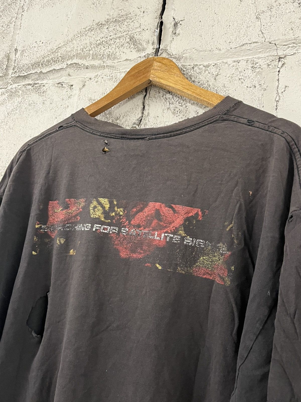 Band Tees System of a down rare thrashed 90s band tee grunge Size US XL / EU 56 / 4 - 11 Thumbnail