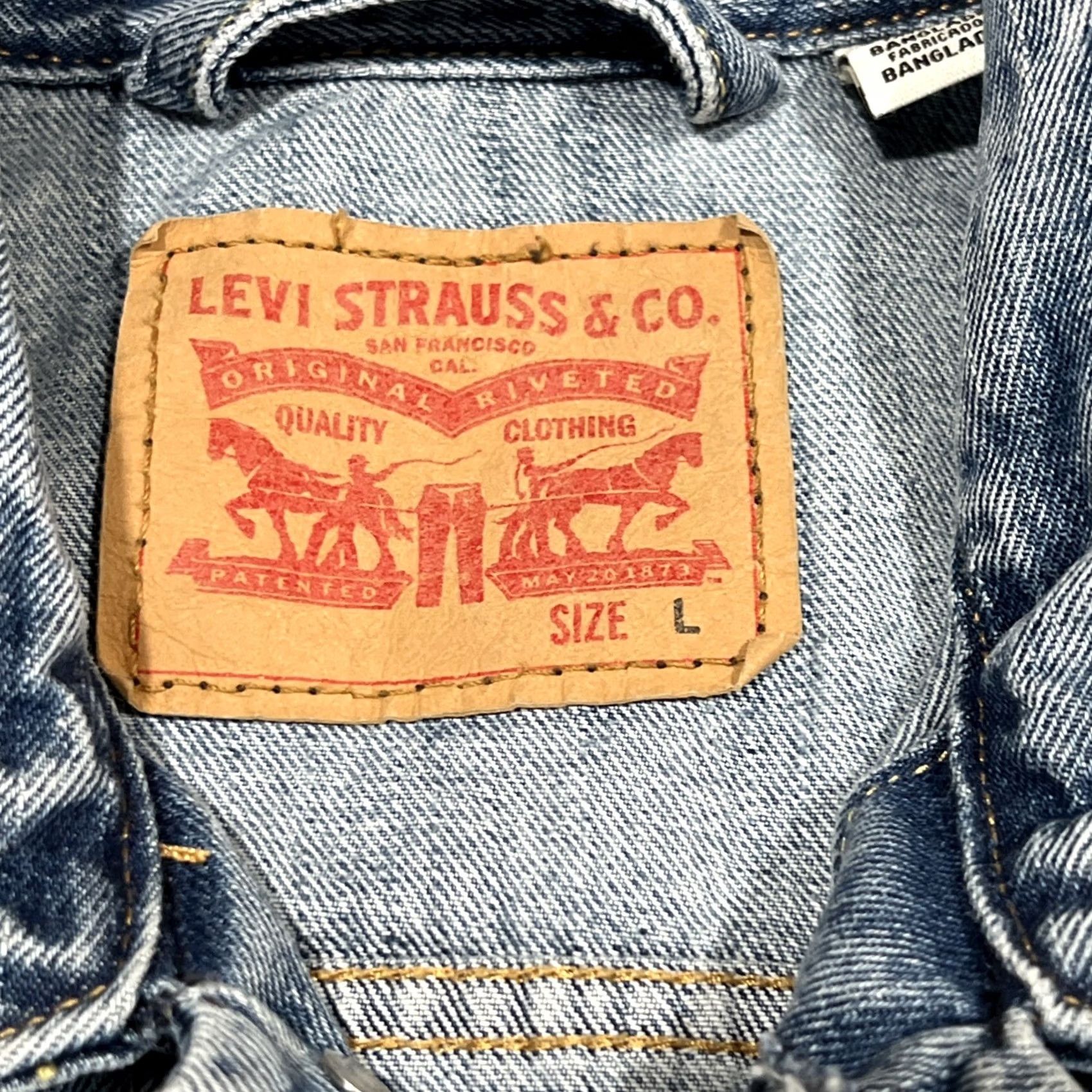Levi's VINTAGE Levi’s Denim Jacket Men’s L Blue Regular Classic Biker Logo Pockets Short Button Closure Size US L / EU 52-54 / 3 - 3 Thumbnail