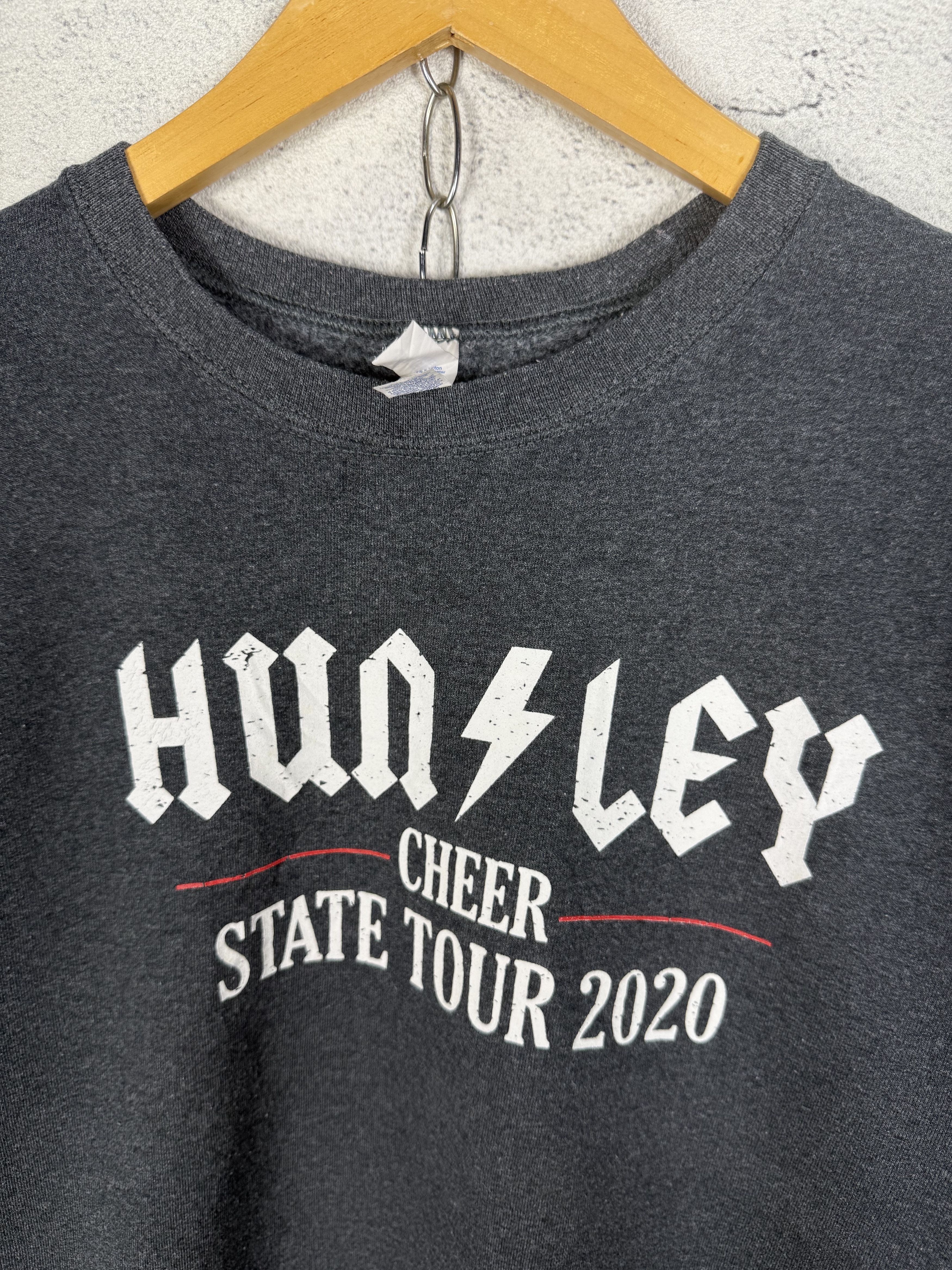 Vintage Huntley High School Varsity Cheer Sweatshirt Crewneck Size US M / EU 48-50 / 2 - 3 Thumbnail
