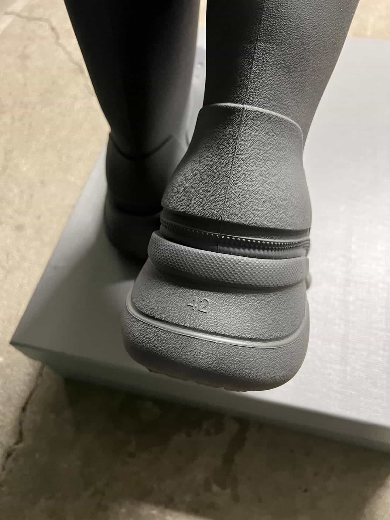 Balenciaga × Crocs Balenciaga croc boots Size US 10 / EU 43 - 4 Thumbnail