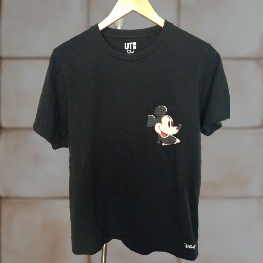 Uniqlo VINTAGE Uniqlo Mickey Disney T-shirt Size S Andy Warhol Men Black Size US S / EU 44-46 / 1 - 1 Thumbnail