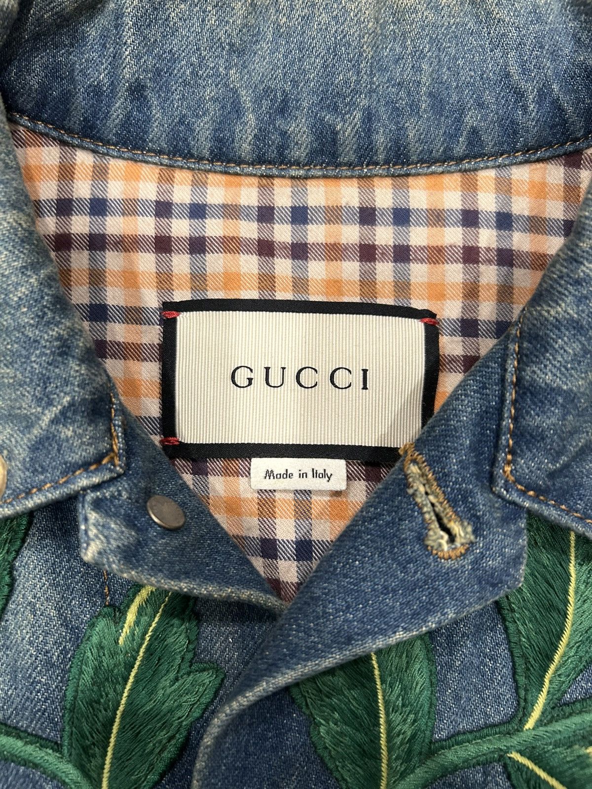 Gucci GUCCI DENIM JACKET WITH FLORAL EMBROIDERY Size US M / EU 48-50 / 2 - 2 Thumbnail