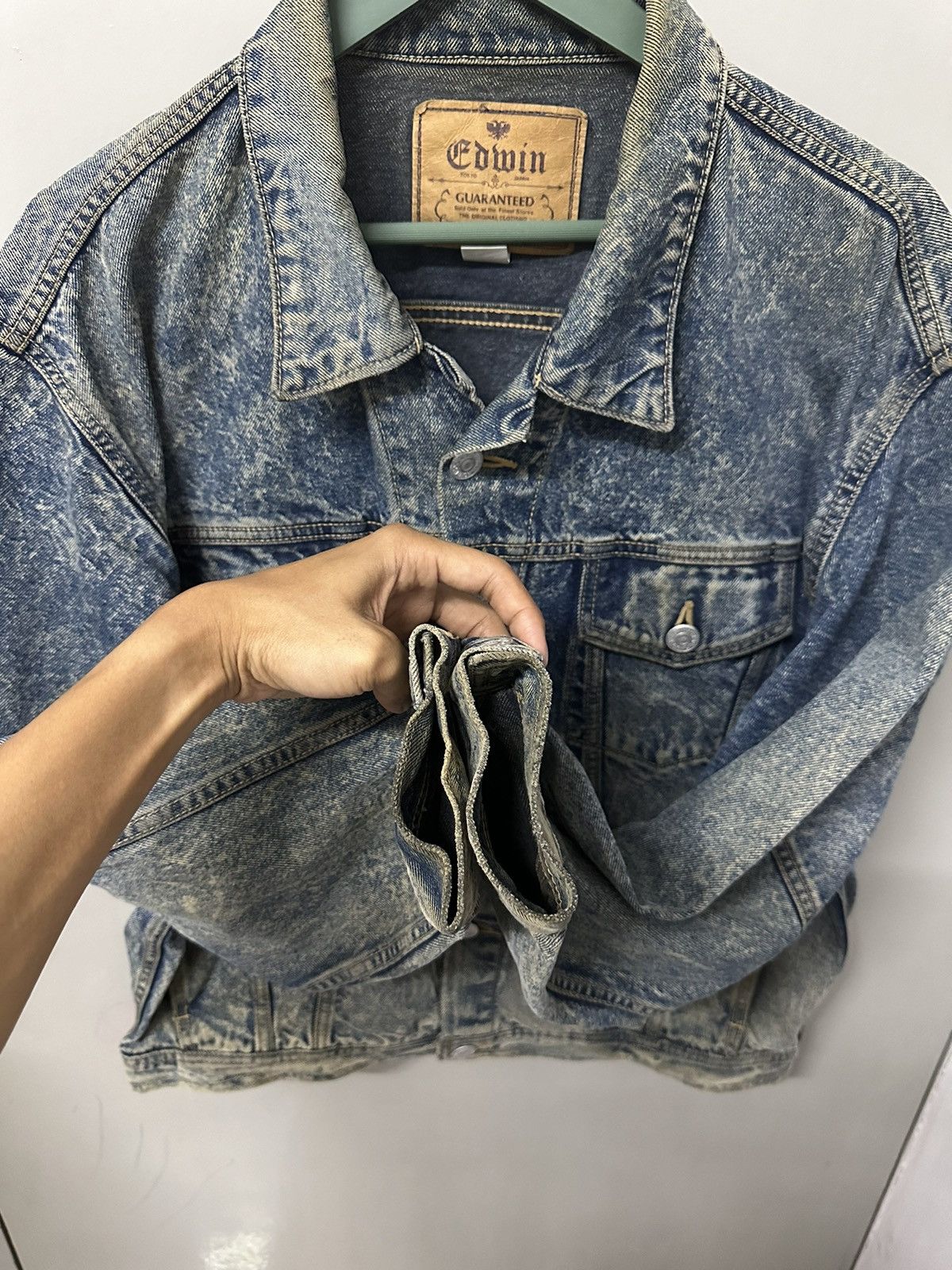 Edwin × Vintage Vintage EDWIN Distressed Denim Jacket Size US L / EU 52-54 / 3 - 8 Thumbnail