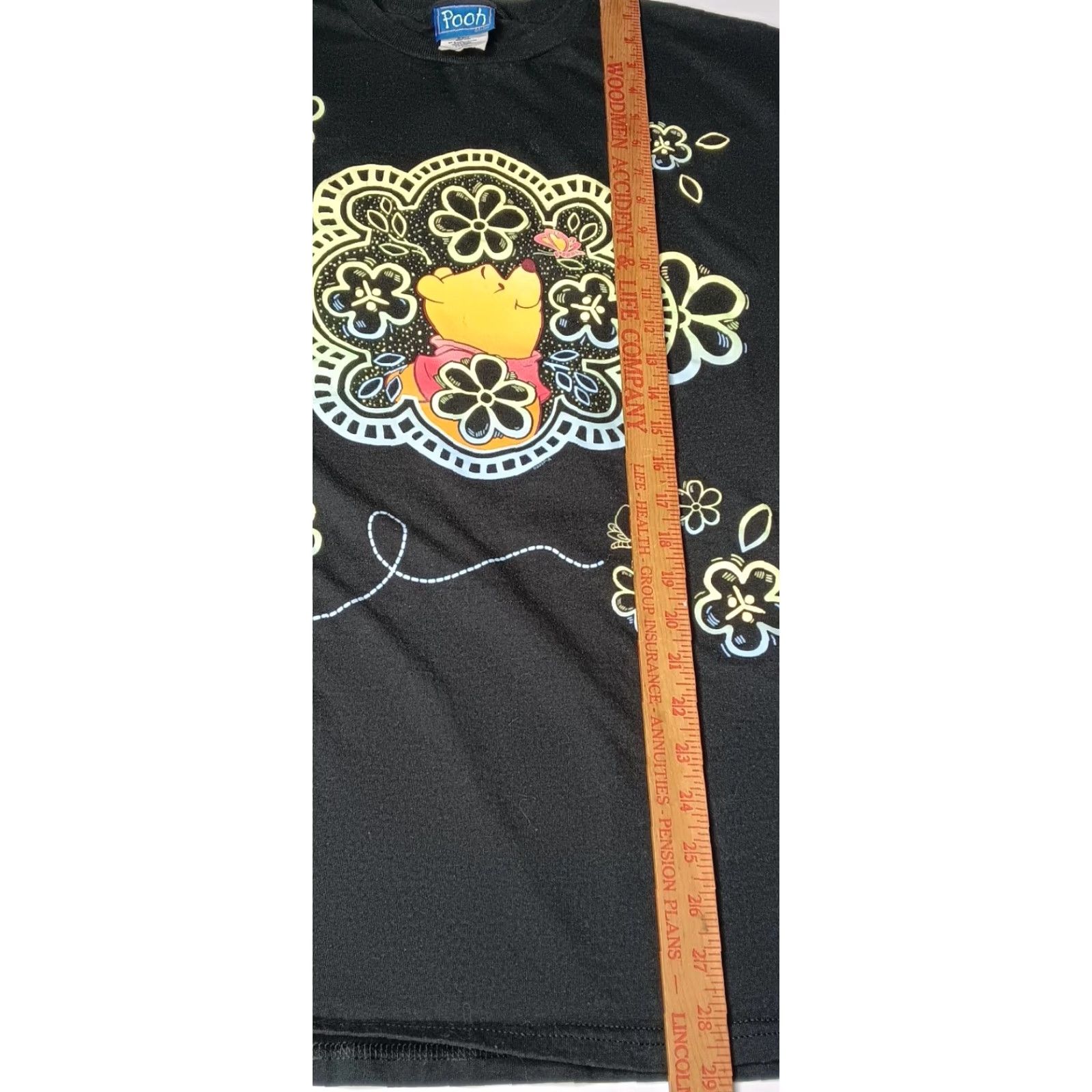 Disney VINTAGE Pooh T-Shirt Large Black Cotton Winnie The Pooh Flowers Butterfly Womens Size L / US 10 / IT 46 - 5 Thumbnail