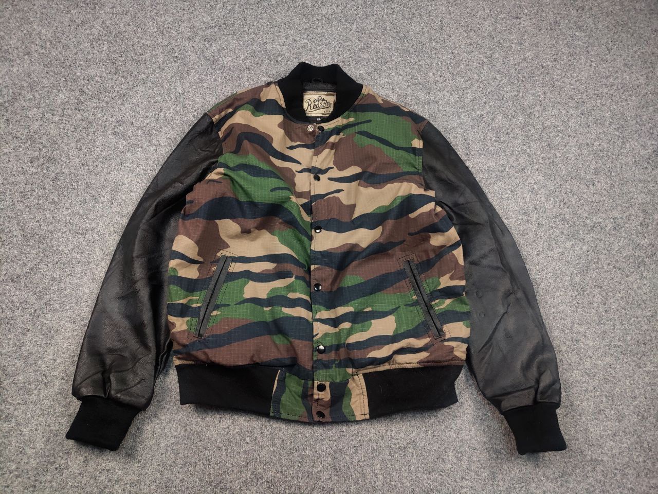 Reason Vintage Reason Varsity Camo Bomber Jacket kanye west Style Size US L / EU 52-54 / 3 - 3 Thumbnail