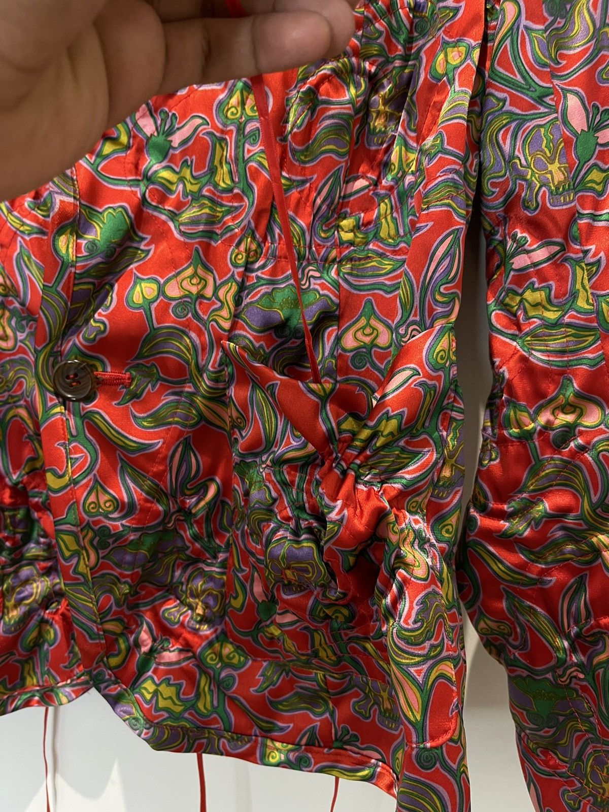 Undercover Undercover FW01 “DAVF” Red Skull-Floral Jacket w Drawstrings Size S / US 4 / IT 40 - 10 Thumbnail