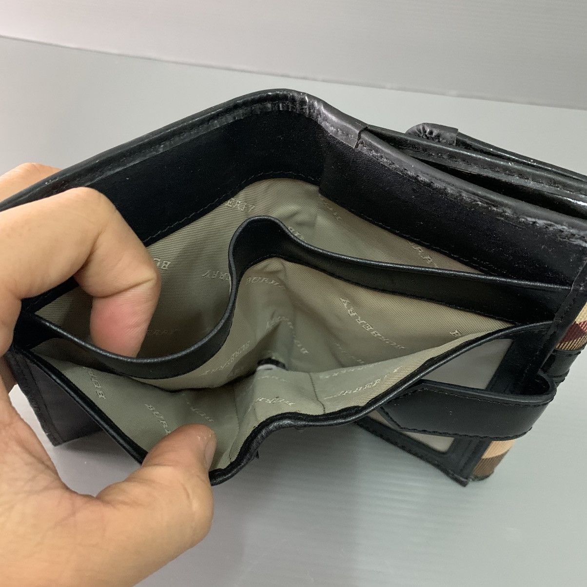 Burberry Burberry Novacheck Wallet Size ONE SIZE - 14 Thumbnail