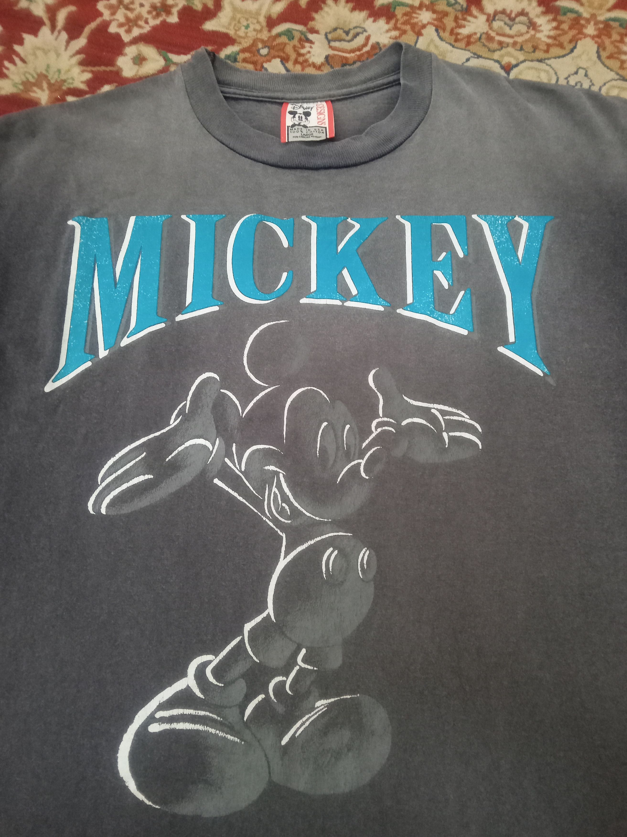 Mickey Mouse Vintage Mickey Disney Distressed Sun Faded T Shirt Size US L / EU 52-54 / 3 - 5 Thumbnail