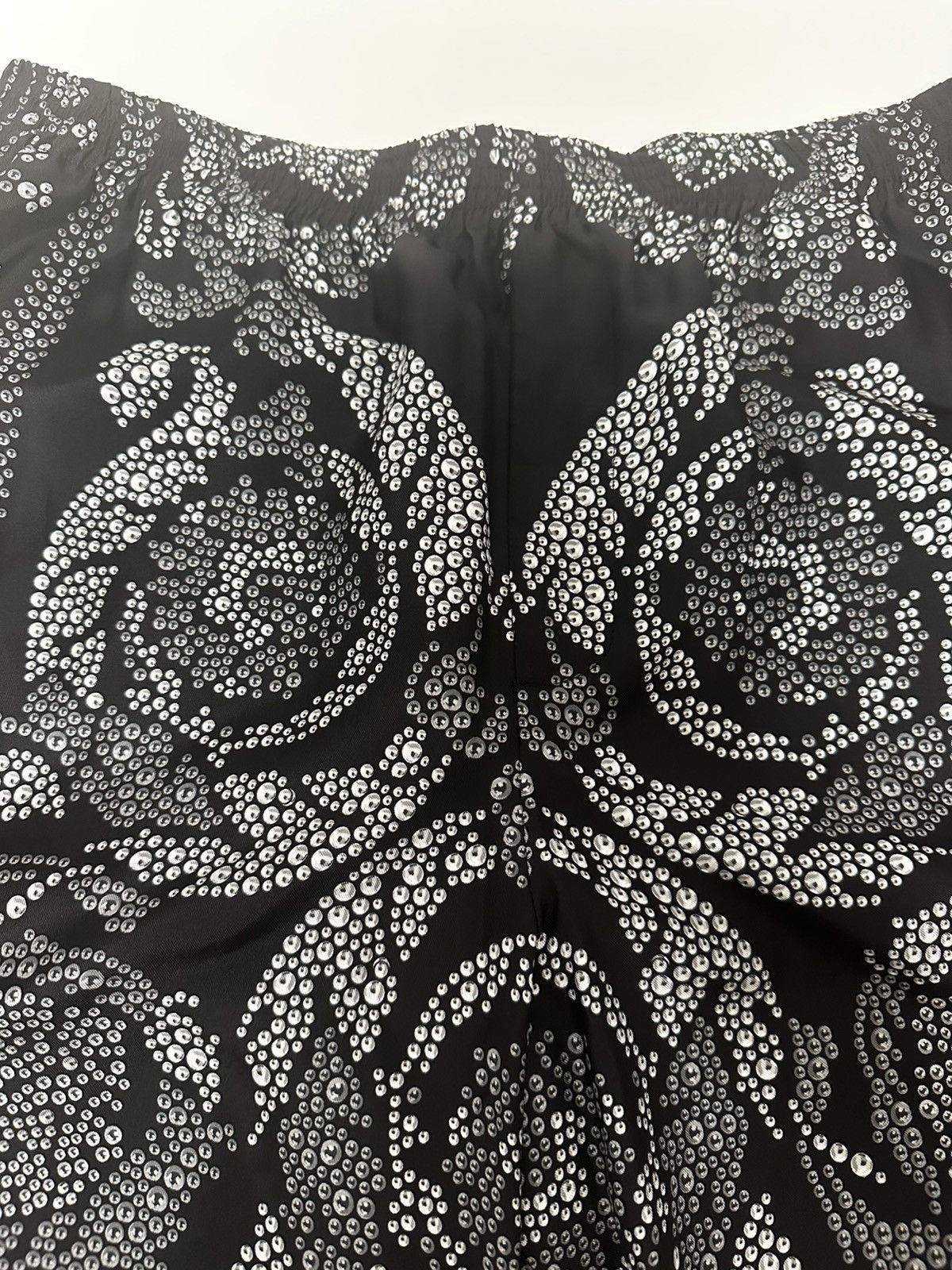 Versace Versace Baroque Silk Shorts Size US 40 / EU 56 - 3 Thumbnail