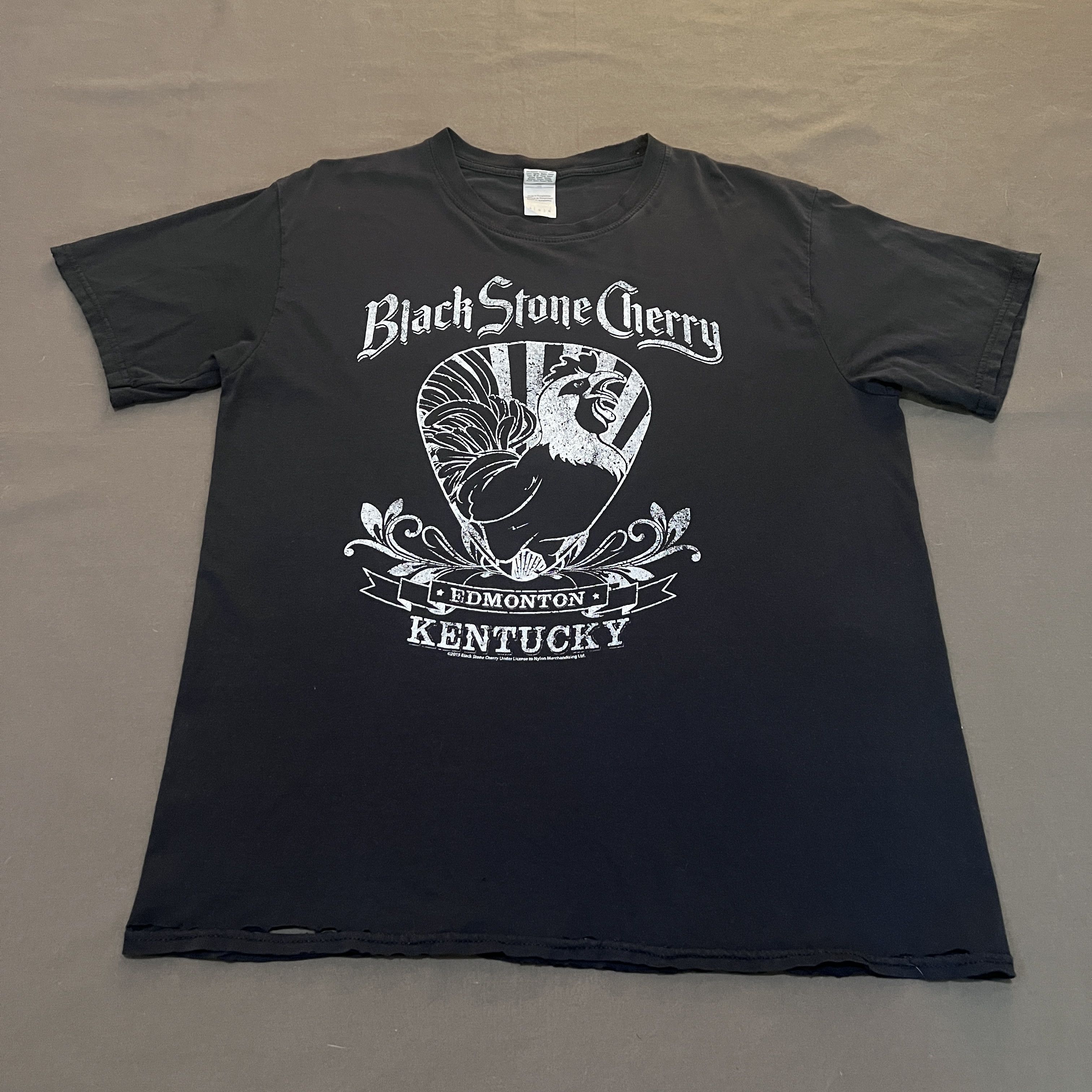 Band Tees 2015 Black Stone Cherry Tour Tee Distressed Faded Thrashed Size US L / EU 52-54 / 3 - 6 Thumbnail