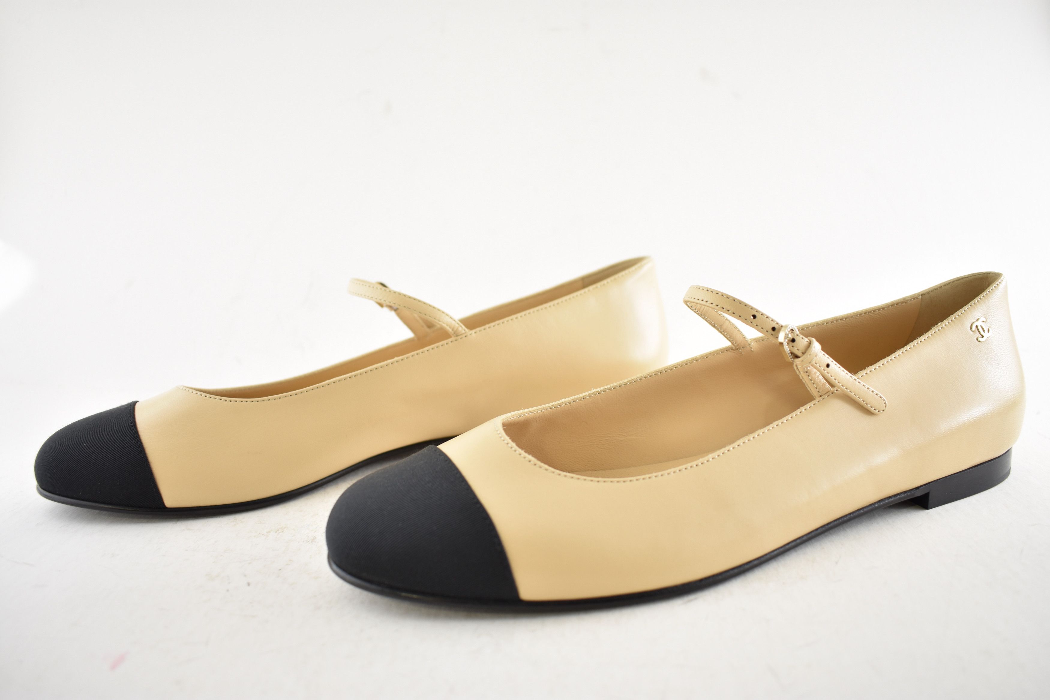 Chanel Chanel 24A CC Logo Mary Jane Ballerina Ballet Flat 42 Size US 12 / IT 42 - 13 Thumbnail
