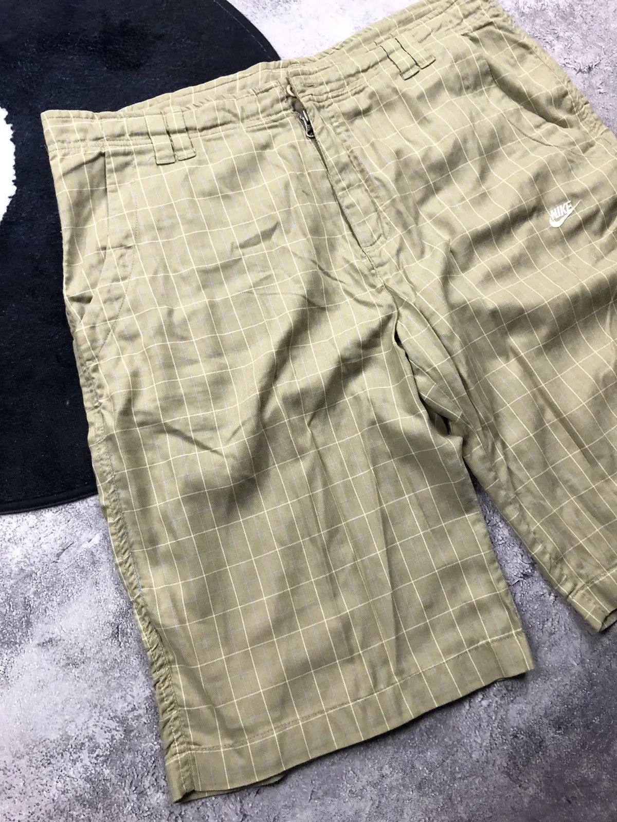 Nike NIKE Vintage 2000s Checkered Streetwear Swimming Shorts Size US 34 / EU 50 - 3 Thumbnail