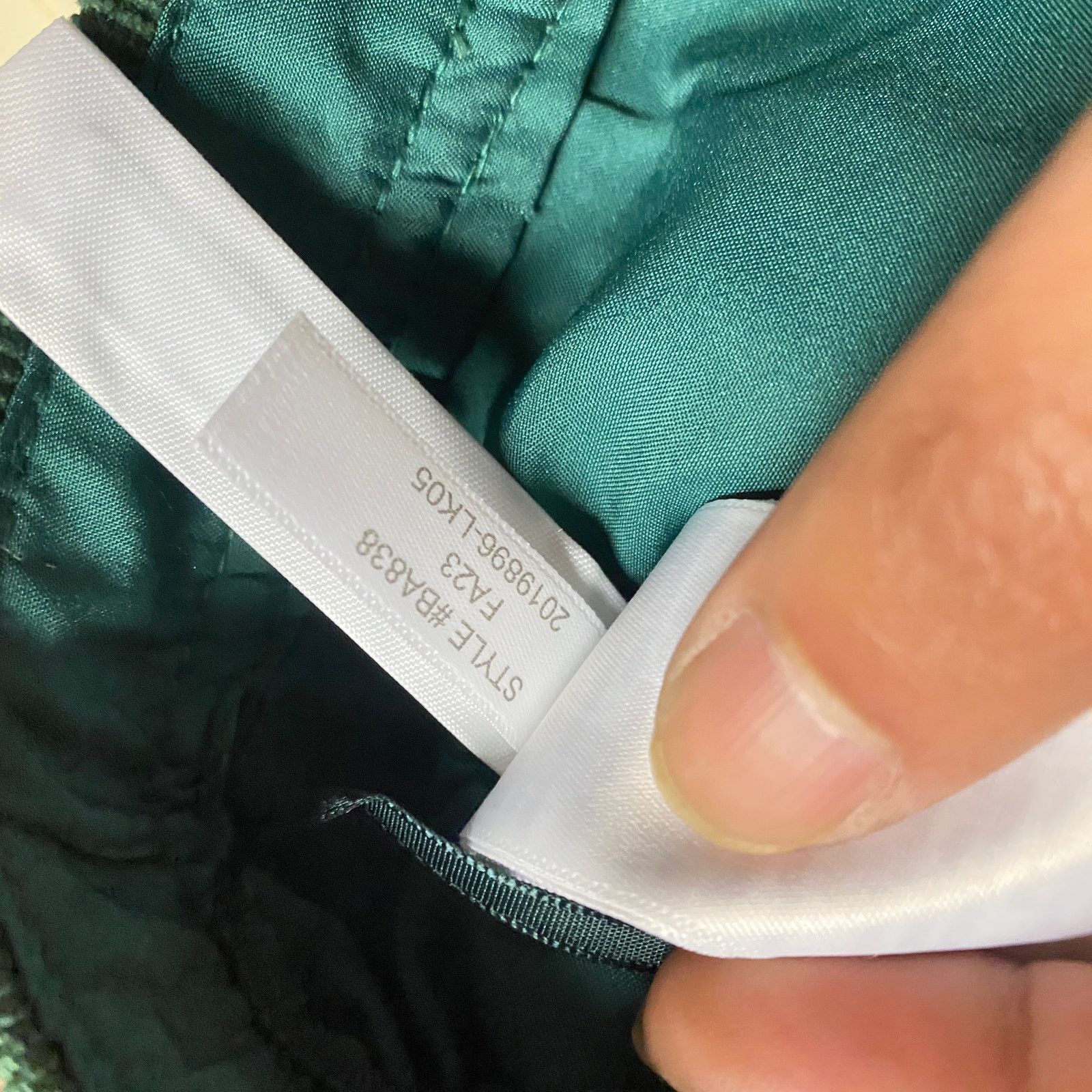 J.Crew NWT J. Crew Pine Green Corduroy Button Front Mini Skirt 4 Size 27" / US 4 / IT 40 - 9 Thumbnail
