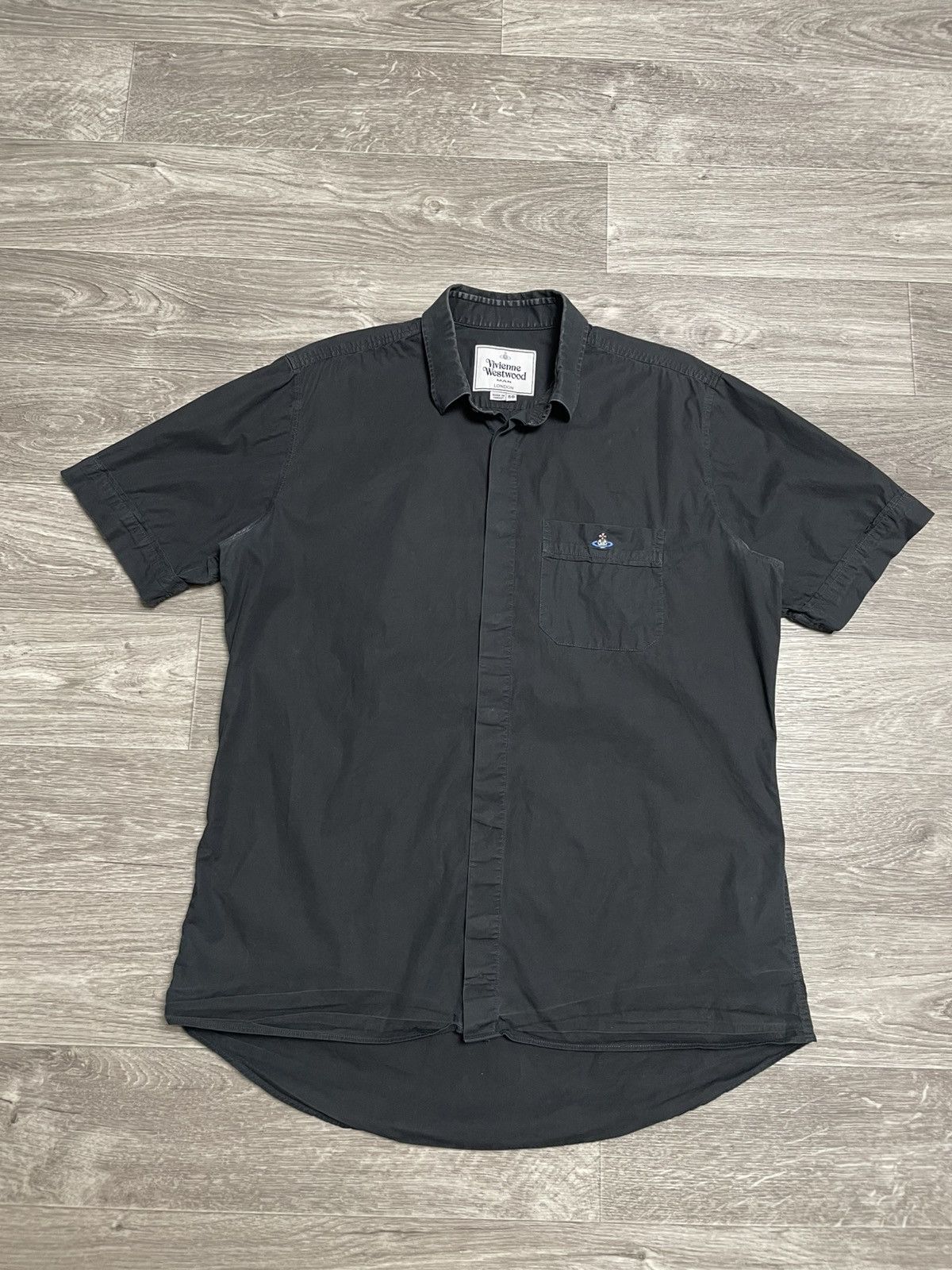 Vivienne Westwood Vivienne Westwood Black Orb Logo Shirt Size US M / EU 48-50 / 2 - 1 Thumbnail