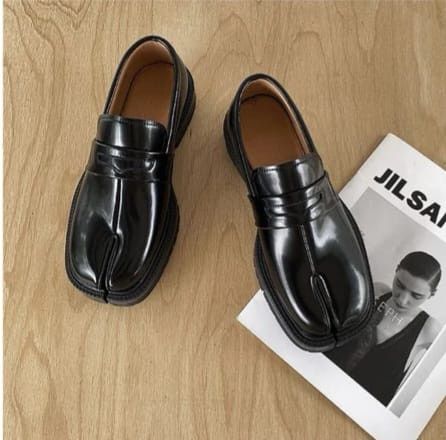 Designer Shinzuka Loafer Tabi Split Toe Size US 10 / EU 43 - 1 Thumbnail