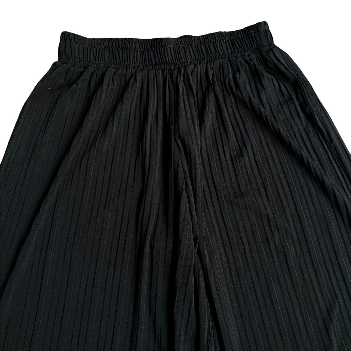 Issey Miyake × Japanese Brand × Vintage Rare Japanese Brand S&R Pleats Ultra Wide Pants Size US 32 / EU 48 - 2 Thumbnail