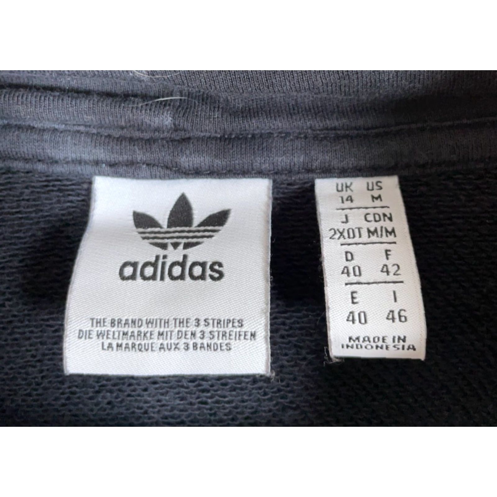Adidas VINTAGE adidas Trefoil Logo Hoodie Shirt Women’s M Black White Embroidered Pockets Retro 90s Mens? Size M / US 6-8 / IT 42-44 - 3 Thumbnail