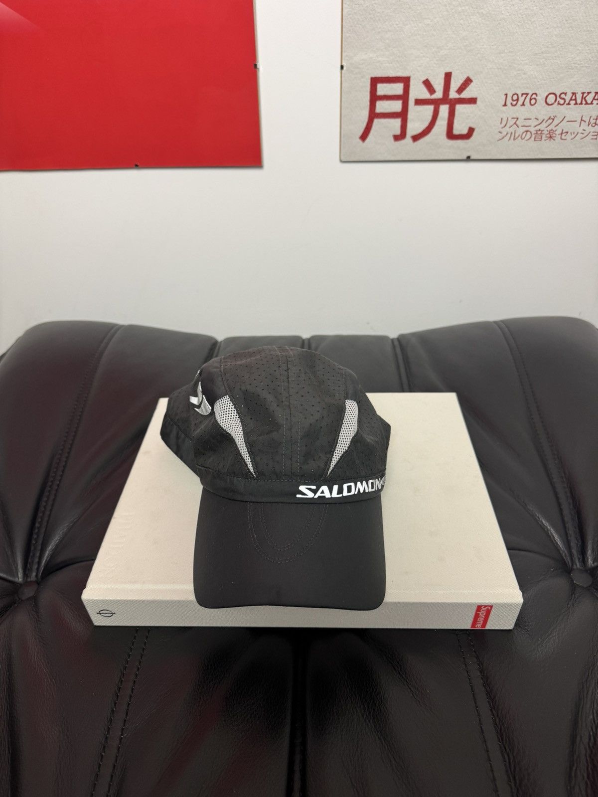 Salomon Salomon Running Sport Hat Black Cap Gym Run Light Size ONE SIZE - 2 Thumbnail