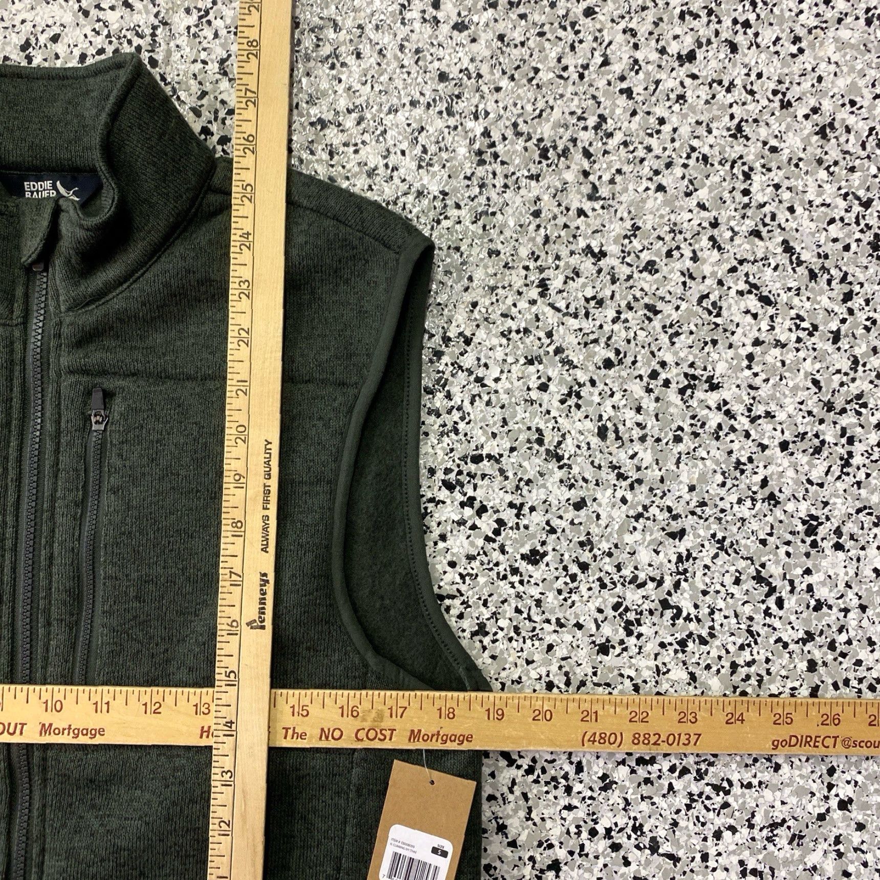 Eddie Bauer Eddie Bauer Men's Small Lightweight Full Zip Polyester Vest NWT NEW Size US S / EU 44-46 / 1 - 3 Thumbnail