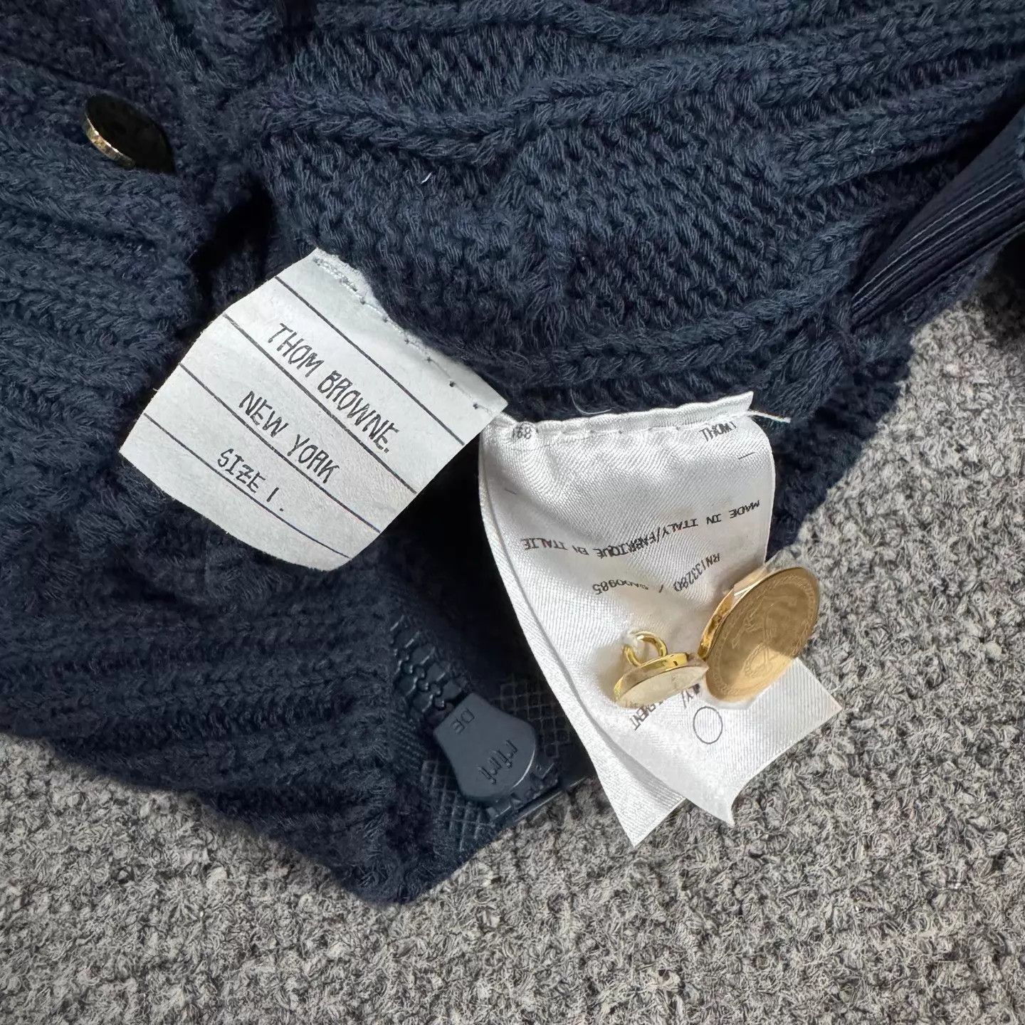 Thom Browne Thom Browne Cable Cardigan Gold Button Back Zip Size S / US 4 / IT 40 - 7 Thumbnail