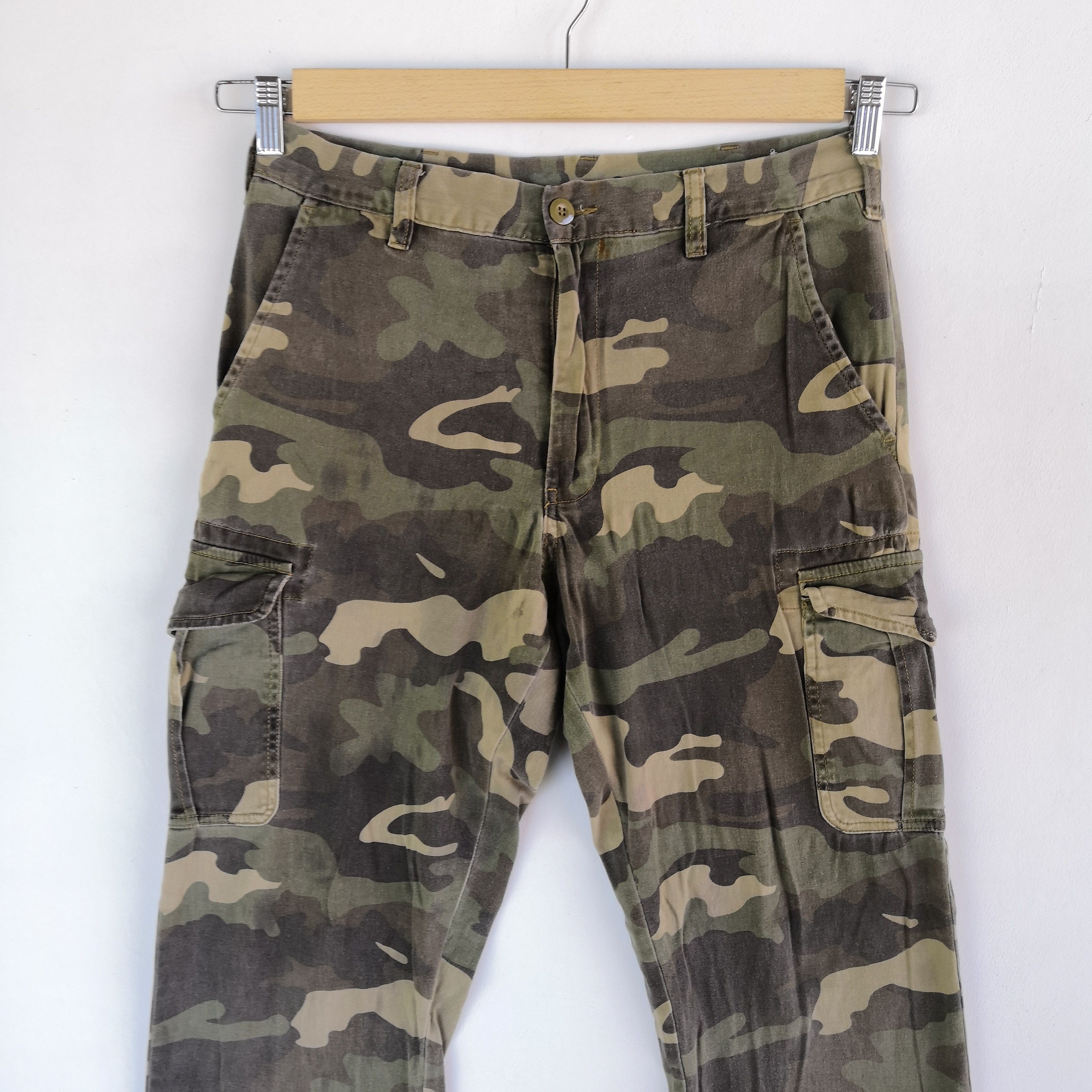 Japanese Brand Japanese Cargo Pants Multipocket Utility Camouflage Trouser Size US 30 / EU 46 - 3 Thumbnail