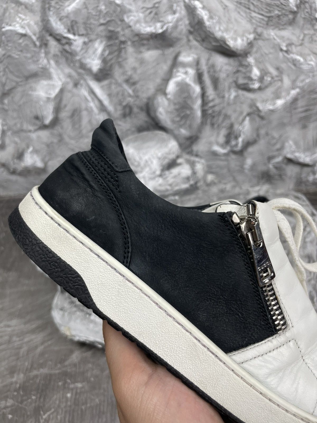 Gucci Gucci Black / White Leather Zip Sneakers Size US 9.5 / EU 42-43 - 8 Thumbnail
